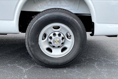 2025 Chevrolet Express Cargo 2500 WT