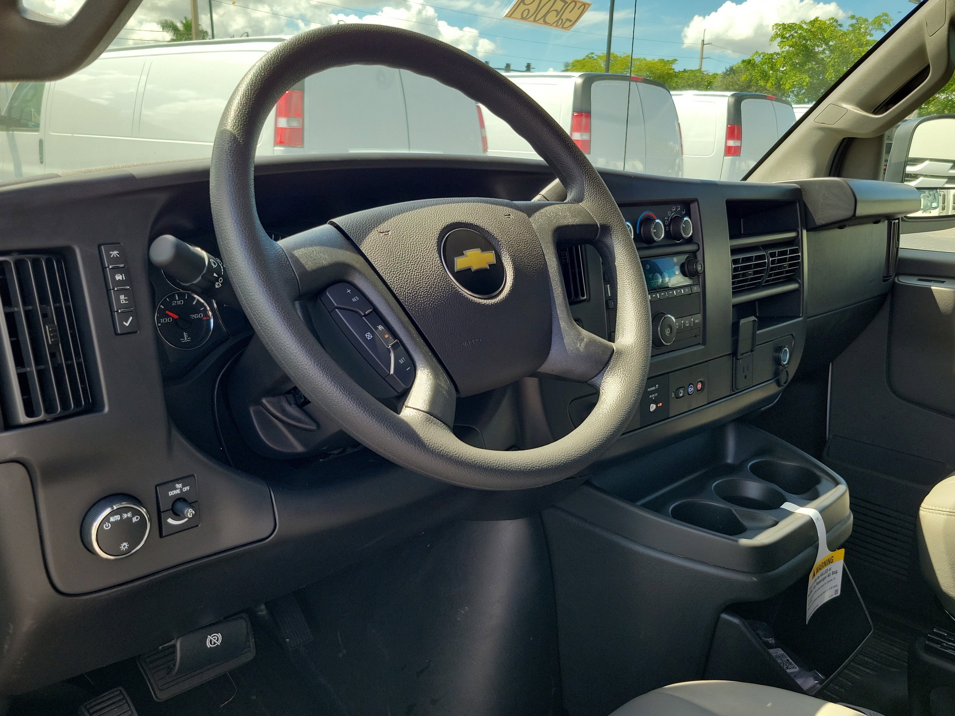 2025 Chevrolet Express Cargo 2500 WT