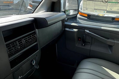 2025 Chevrolet Express Cargo 2500 WT