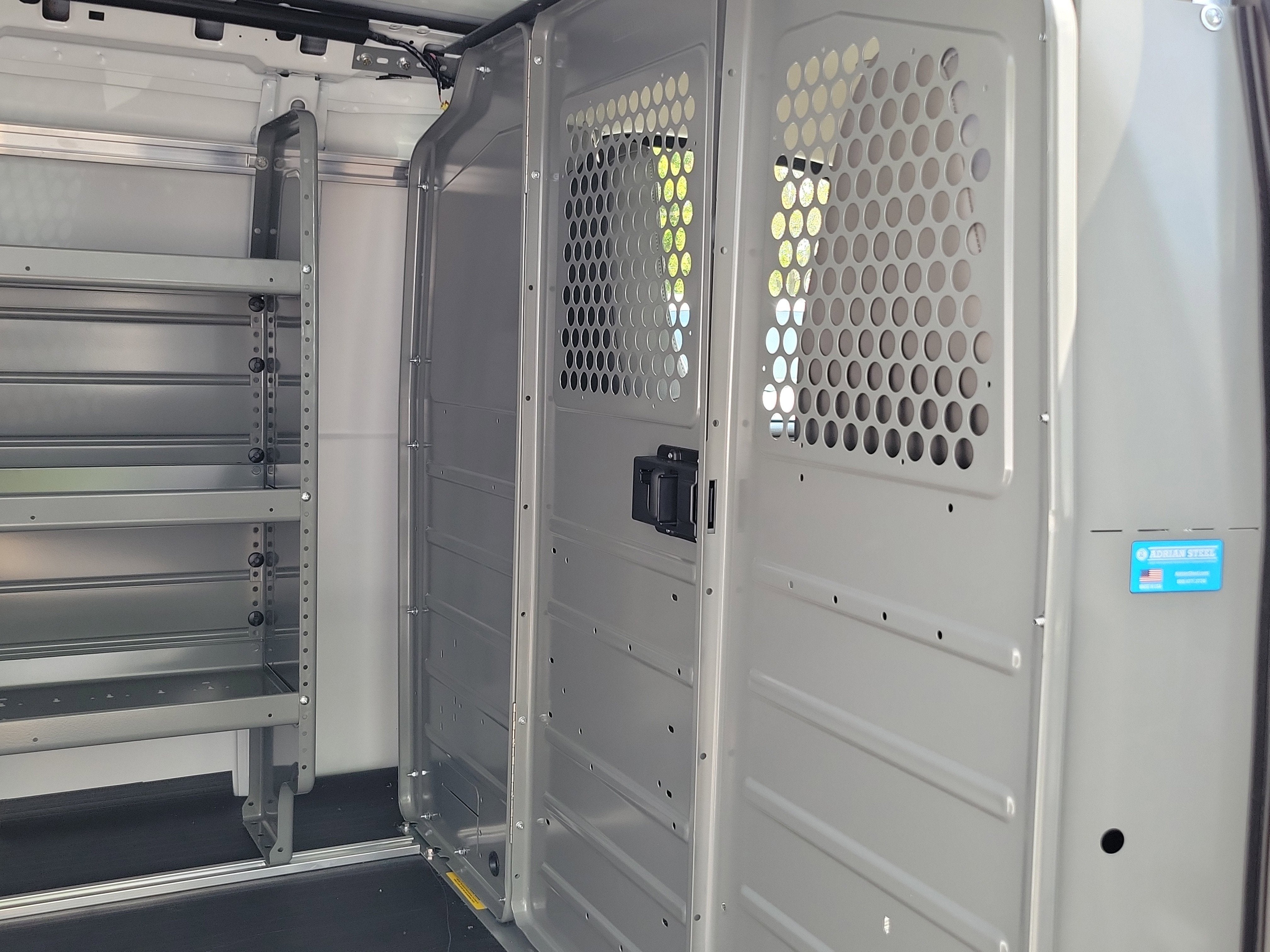 2025 Chevrolet Express Cargo 2500 WT