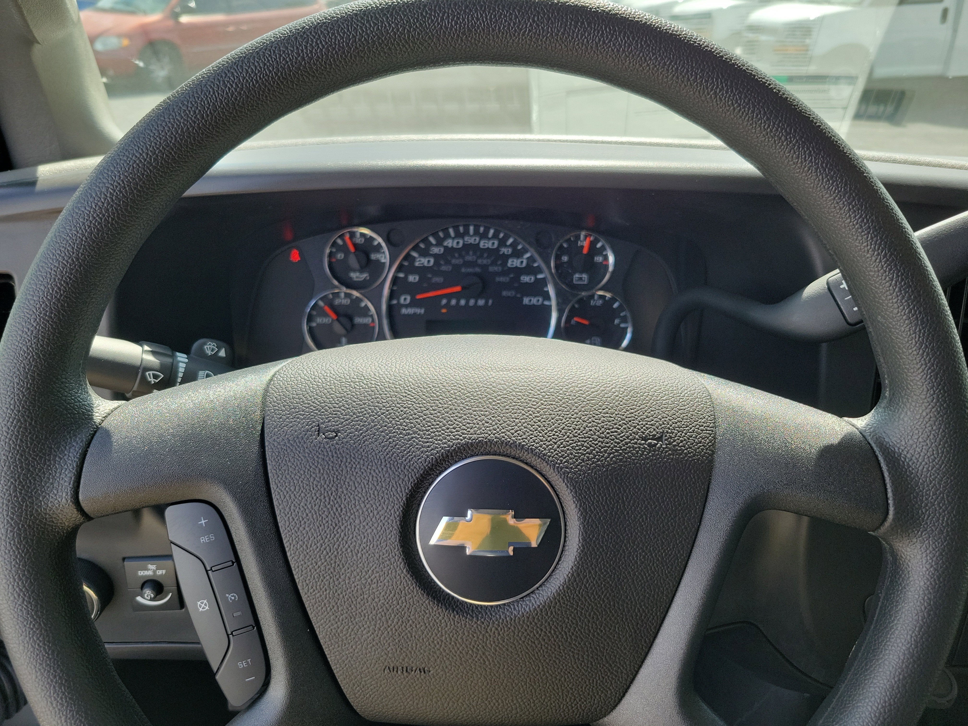 2025 Chevrolet Express Cargo 2500 WT