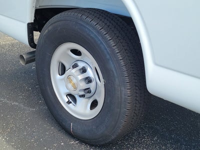 2025 Chevrolet Express Cargo 2500 WT