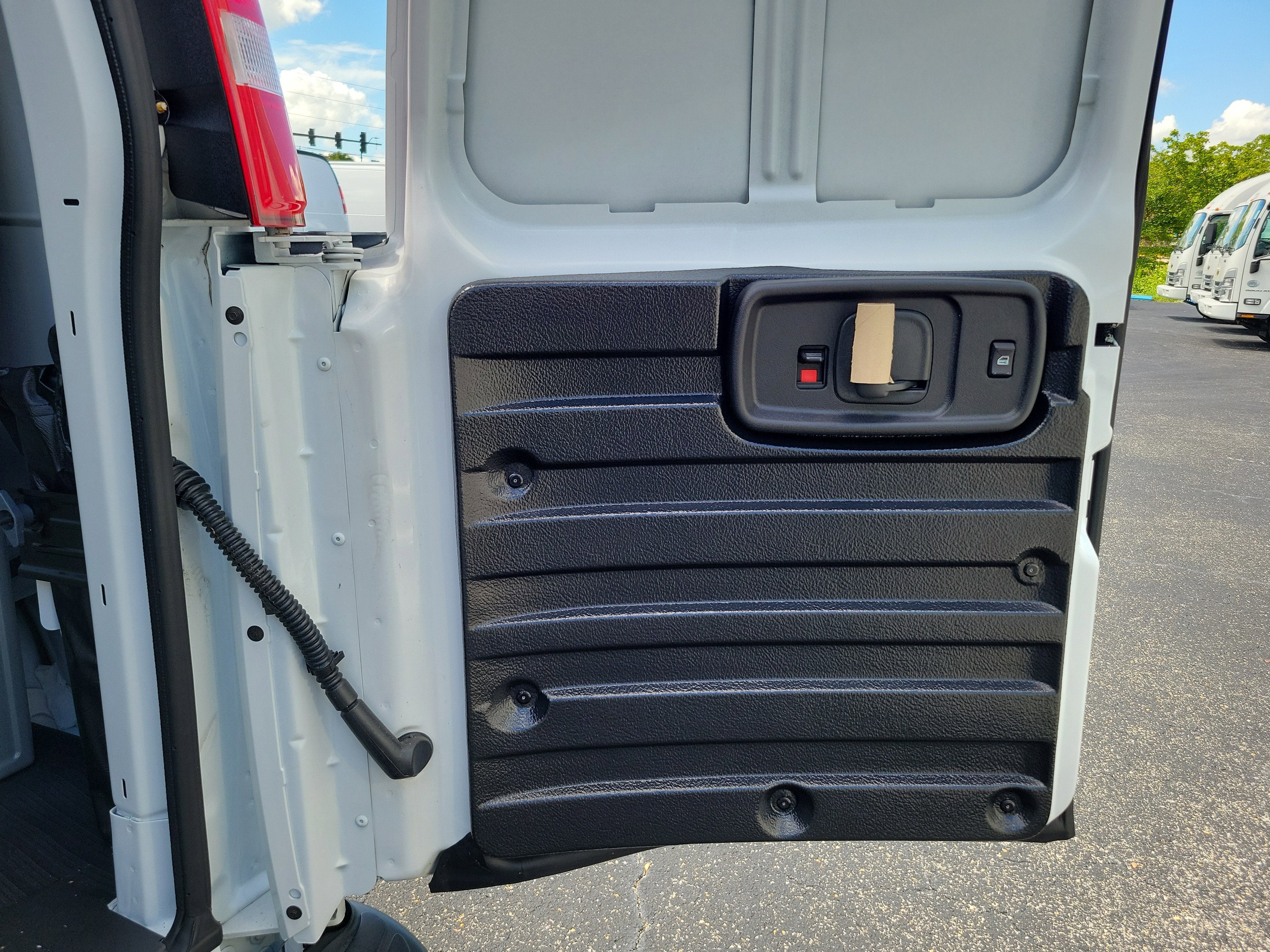 2025 Chevrolet Express Cargo 2500 WT