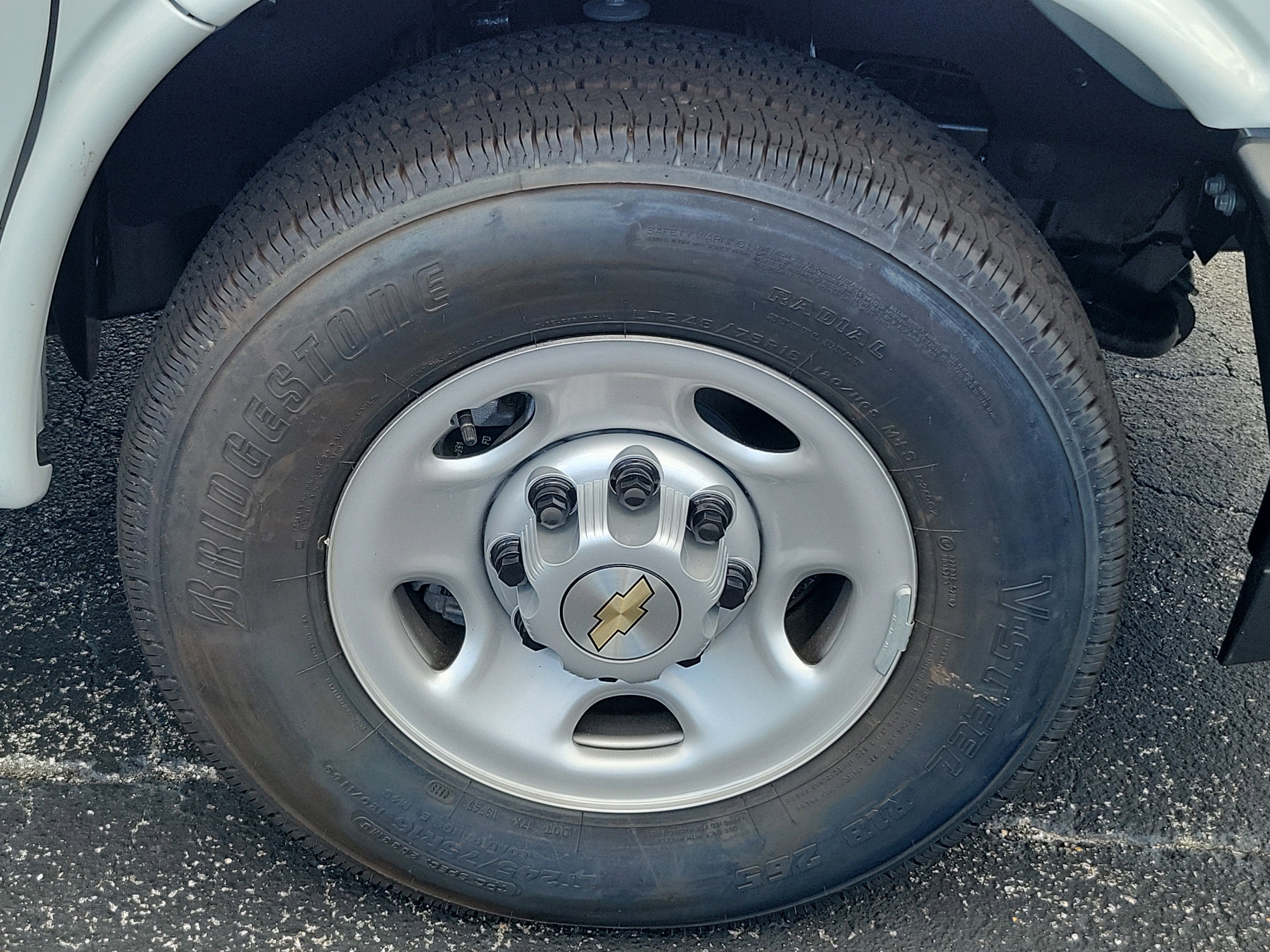 2025 Chevrolet Express Cargo 2500 WT