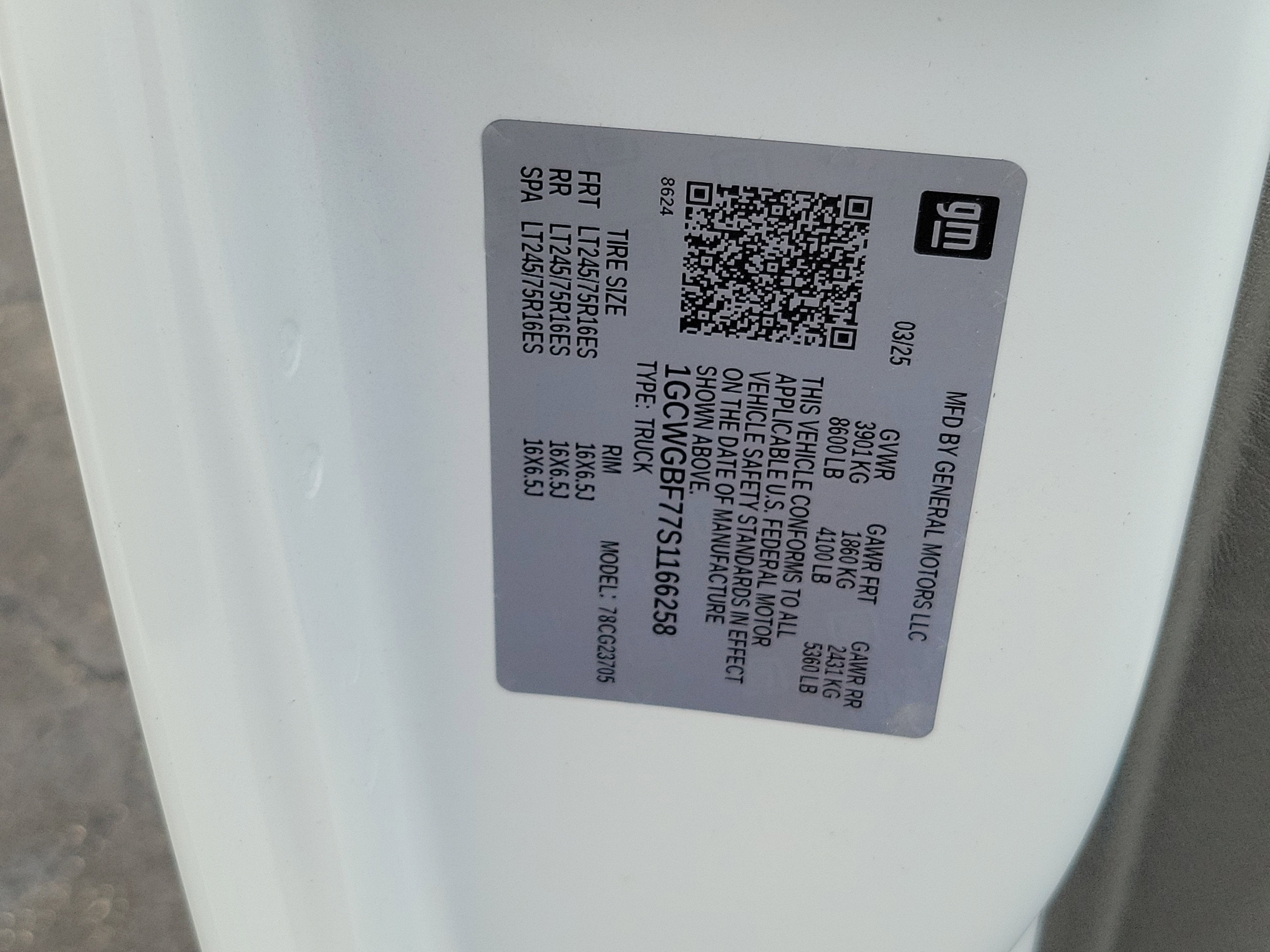 2025 Chevrolet Express Cargo 2500 WT