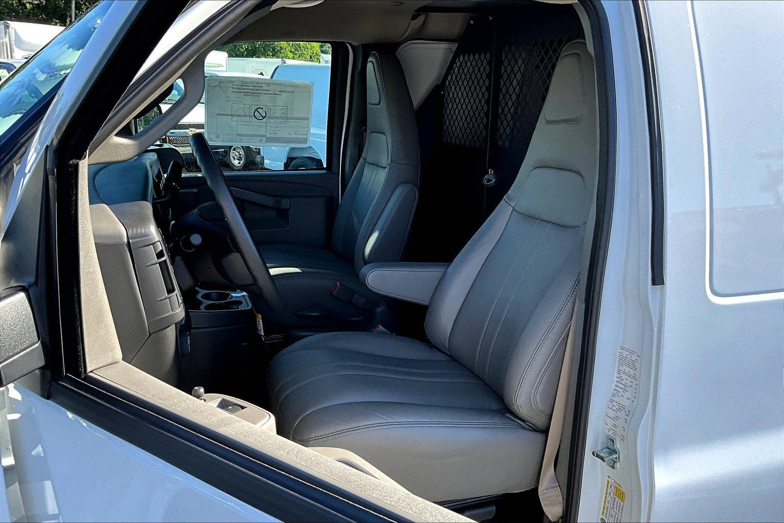 2025 Chevrolet Express Cargo 2500 WT