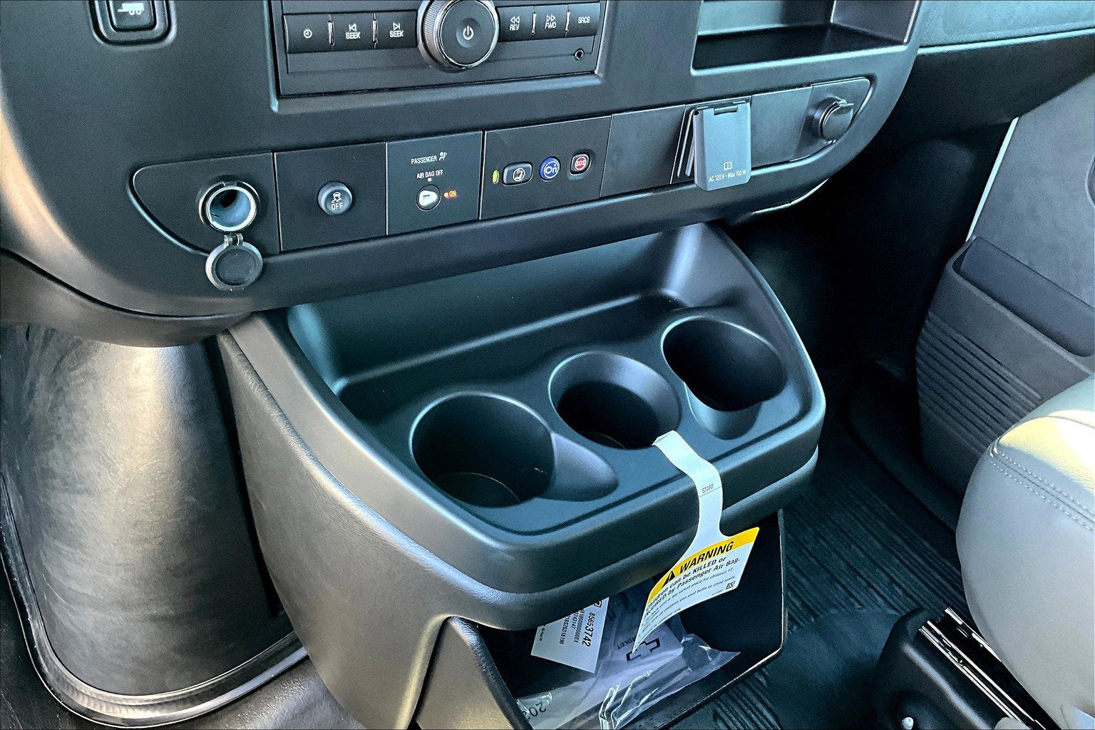 2025 Chevrolet Express Cargo 2500 WT