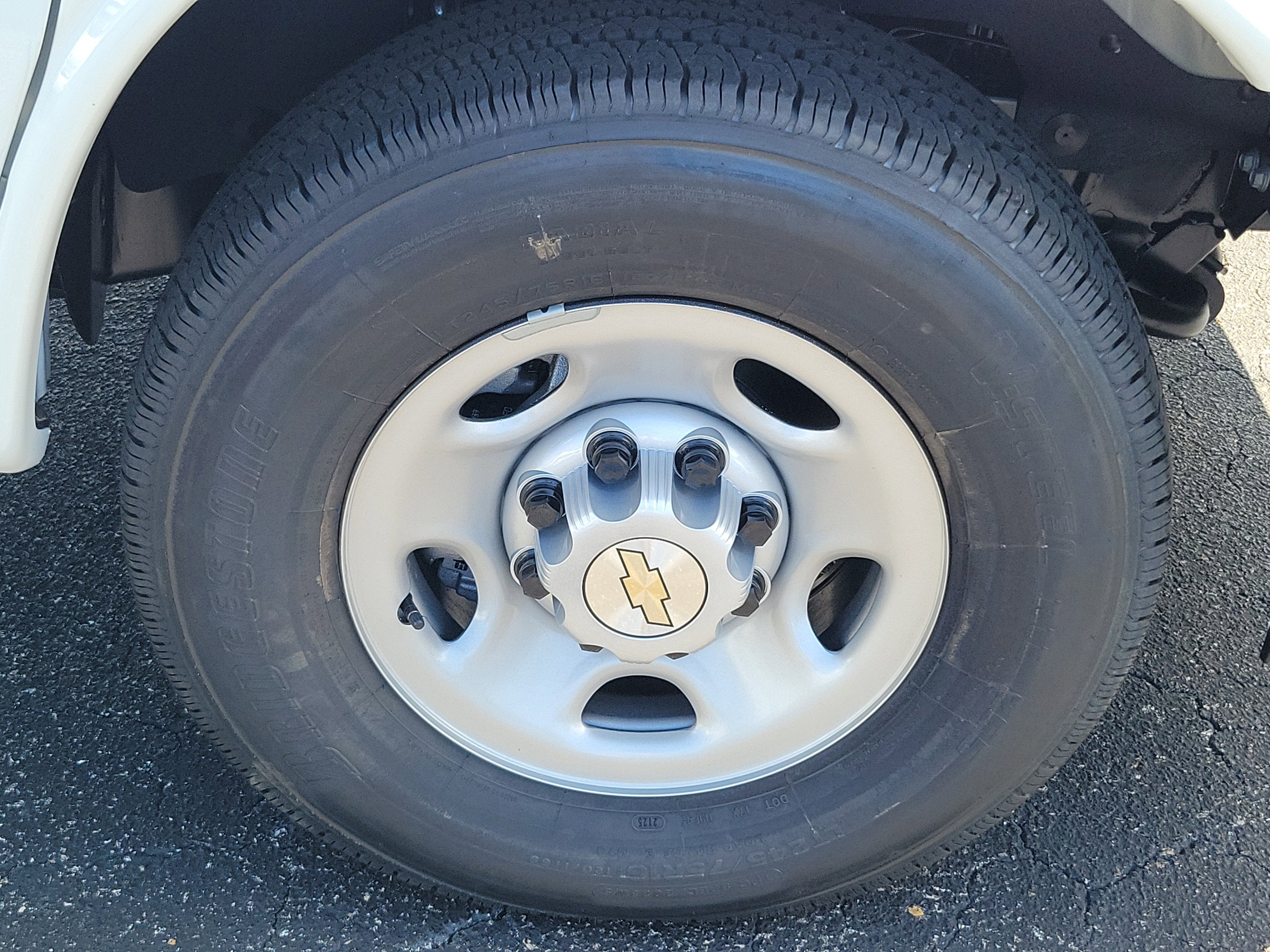 2025 Chevrolet Express Cargo 2500 WT