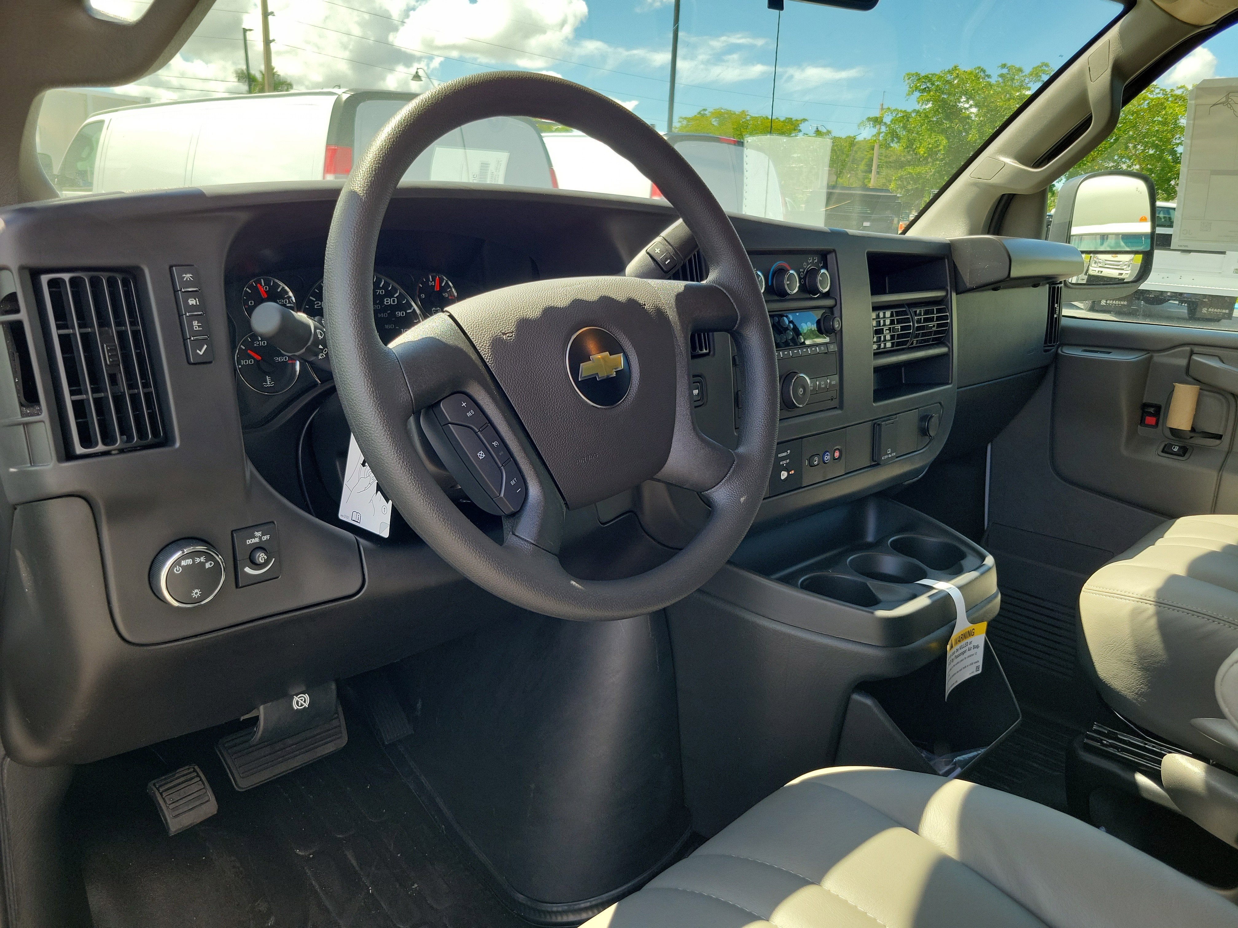 2025 Chevrolet Express Cargo 2500 WT