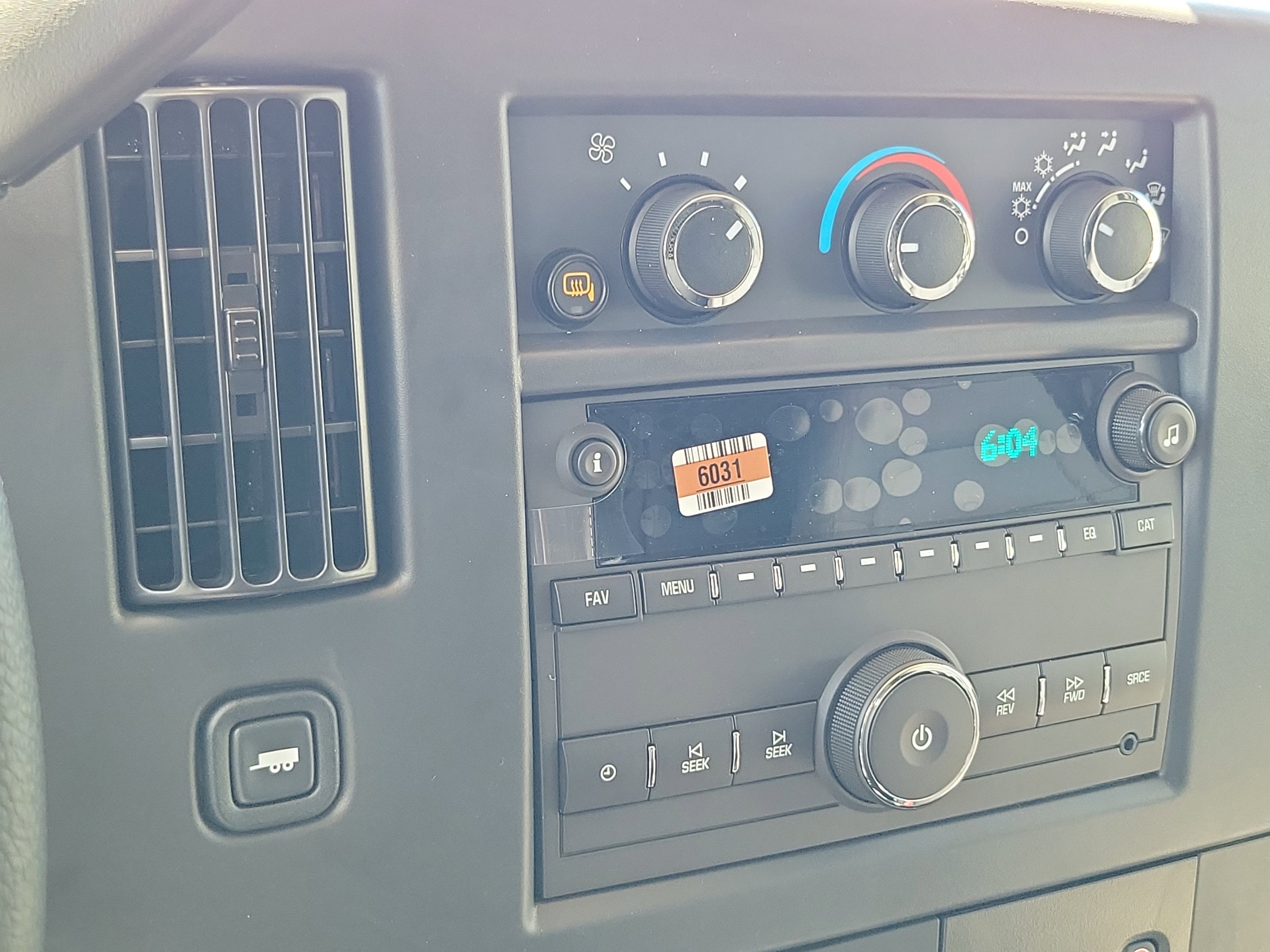 2025 Chevrolet Express Cargo 2500 WT