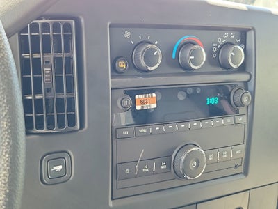 2025 Chevrolet Express Cargo 2500 WT