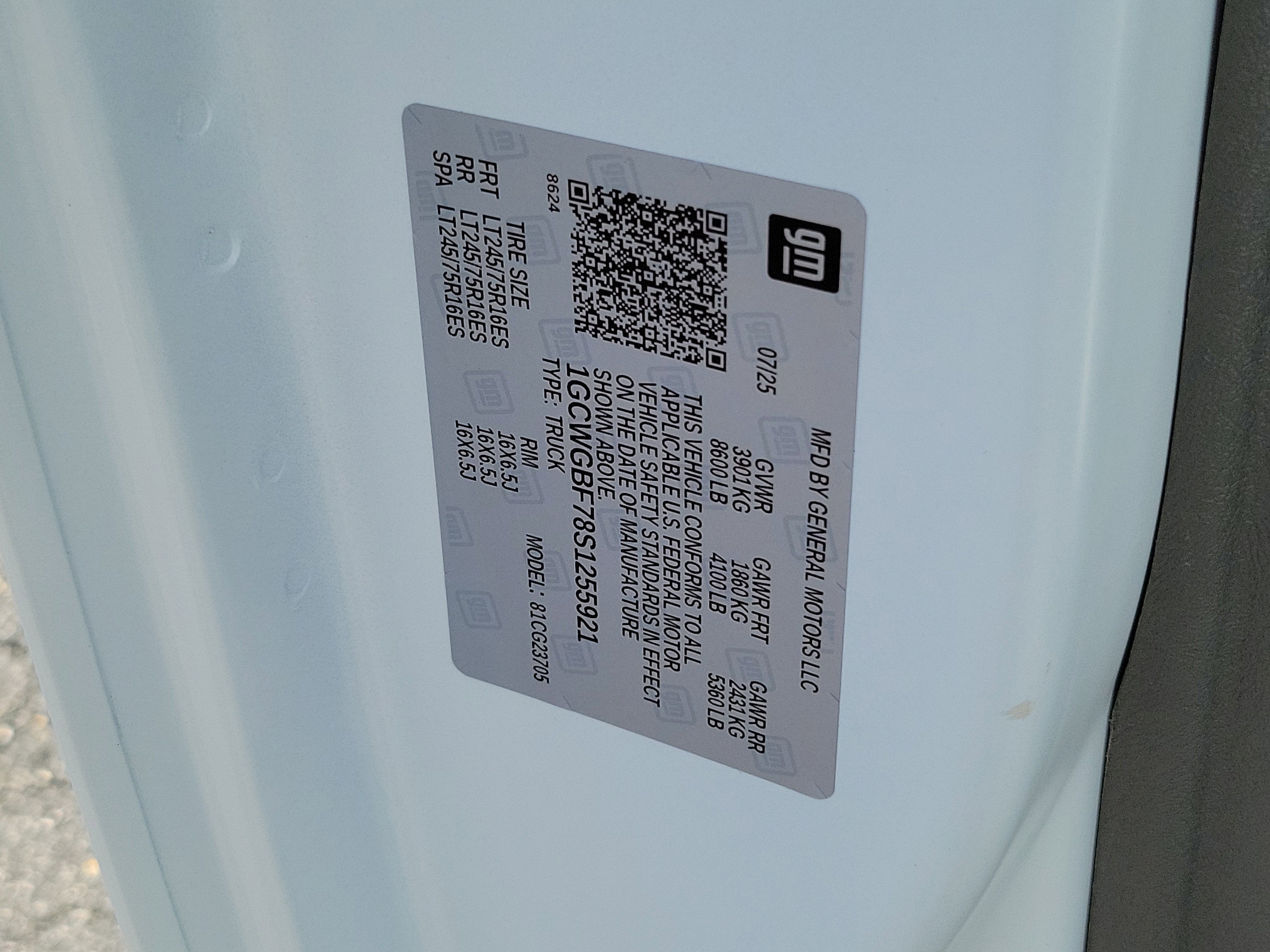 2025 Chevrolet Express Cargo 2500 WT