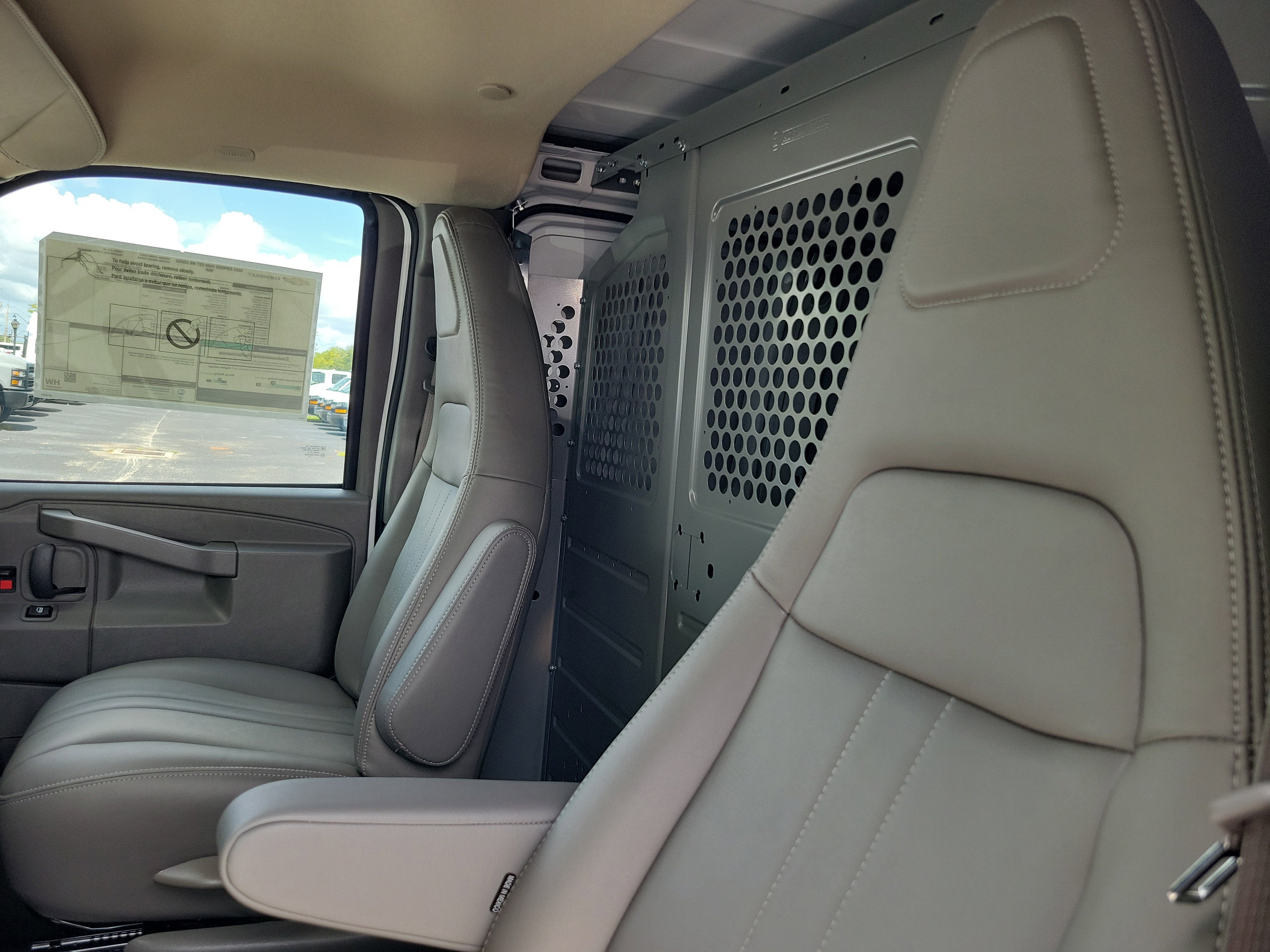 2025 Chevrolet Express Cargo 2500 WT