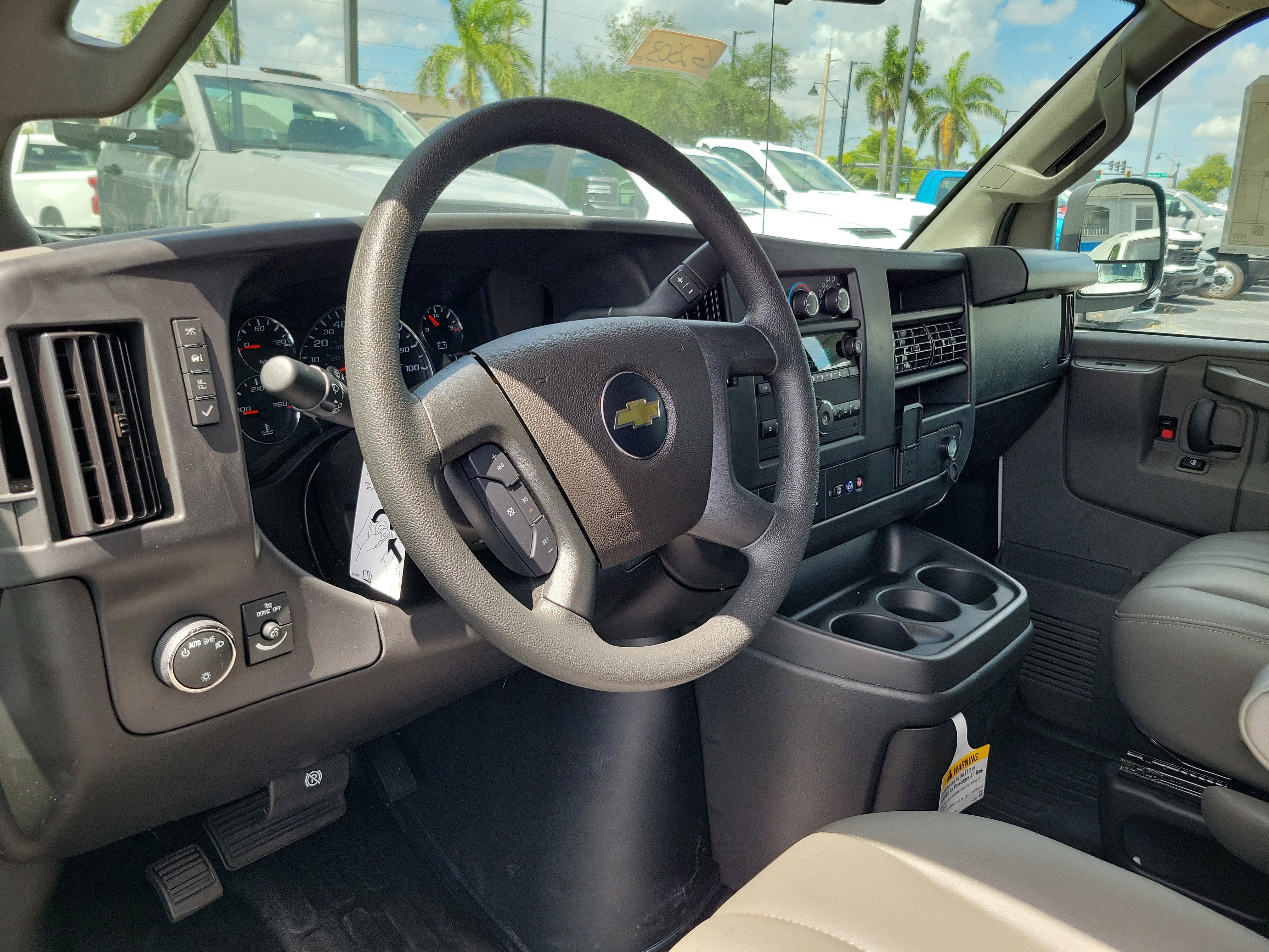 2025 Chevrolet Express Cargo 2500 WT