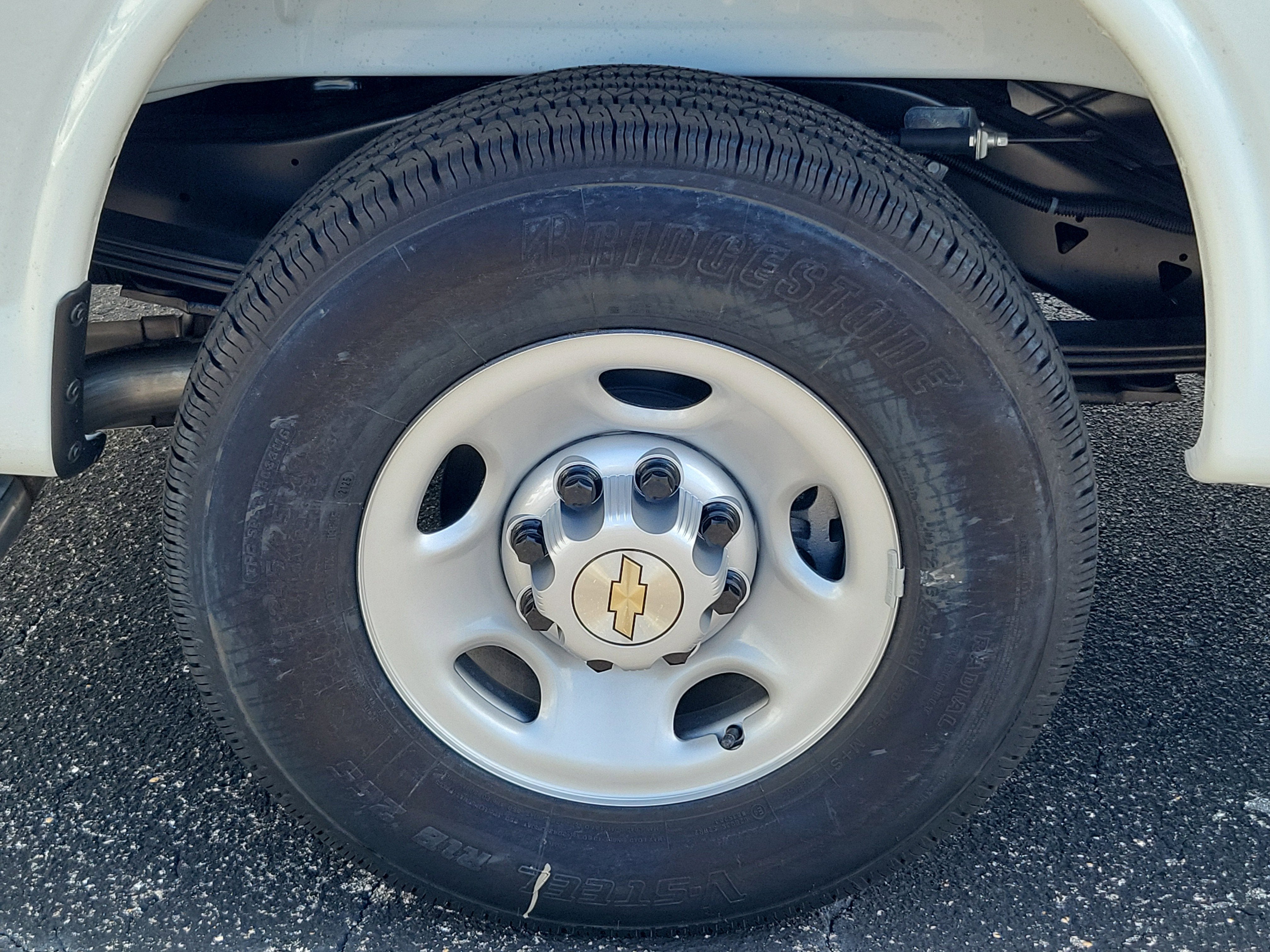 2025 Chevrolet Express Cargo 2500 WT