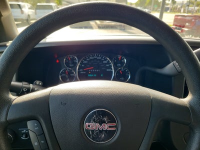 2025 GMC Savana Passenger LT