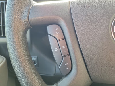2025 GMC Savana Passenger LT