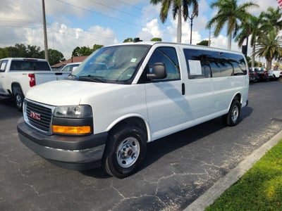 2025 GMC Savana Passenger LT