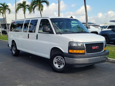 2025 GMC Savana Passenger LT