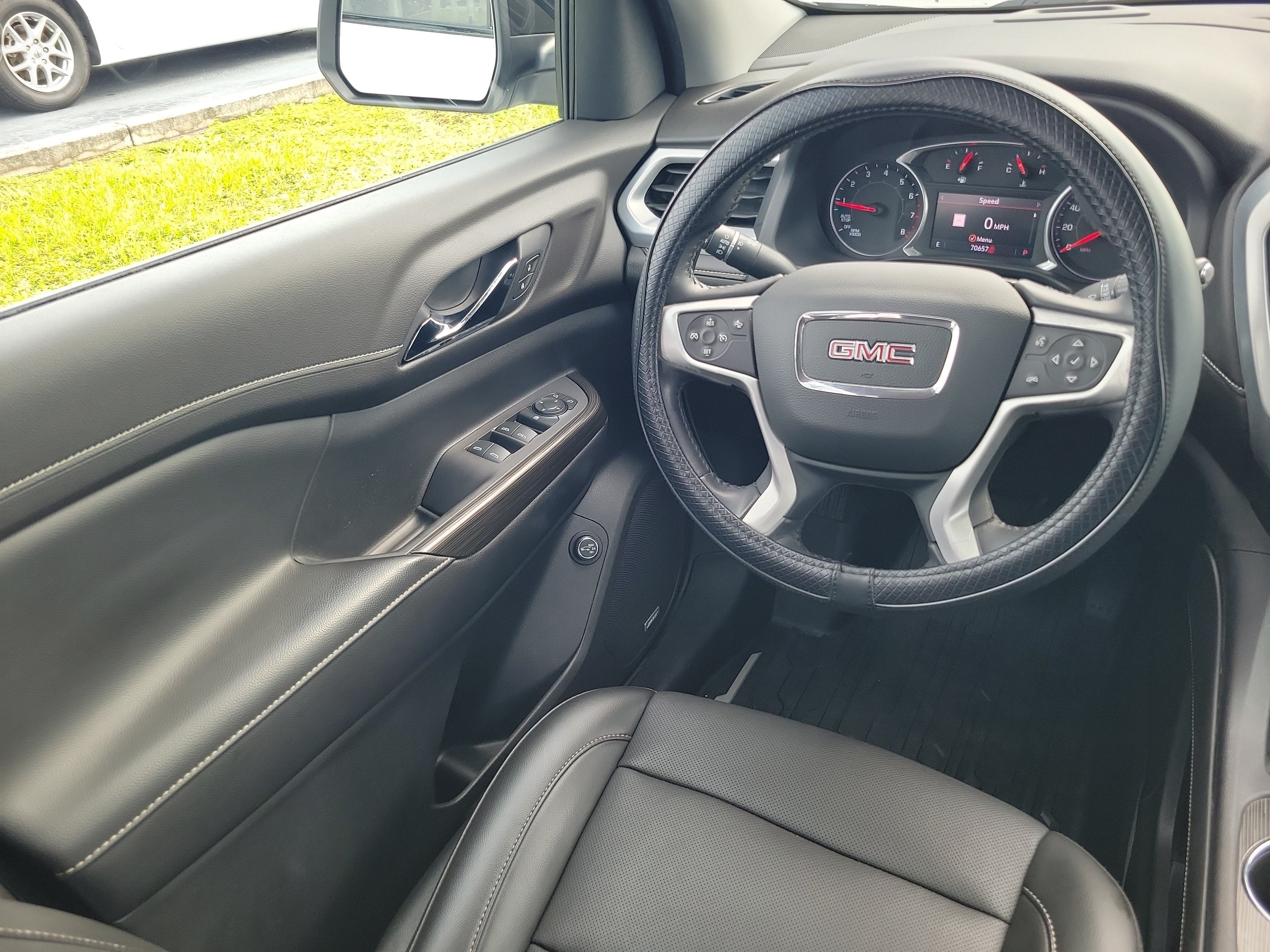 2021 GMC Acadia SLT