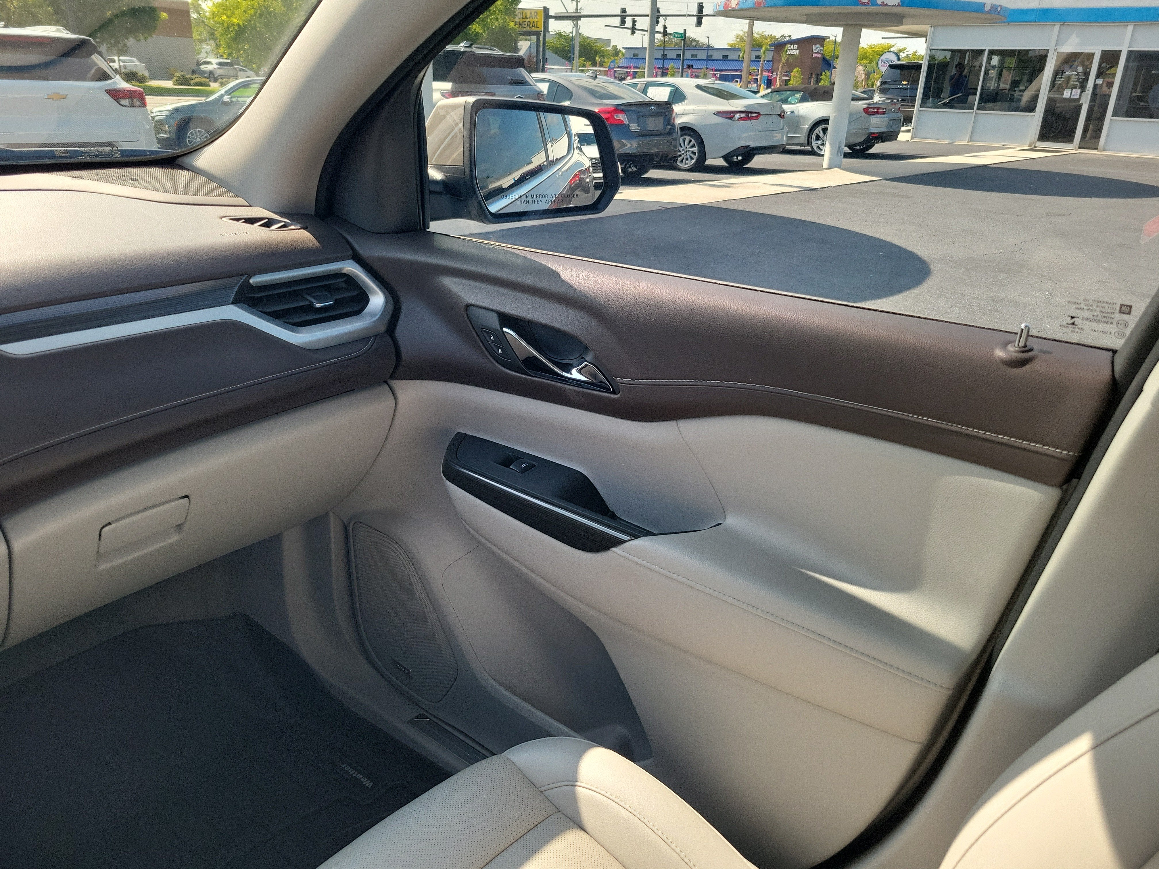 2022 GMC Acadia SLT
