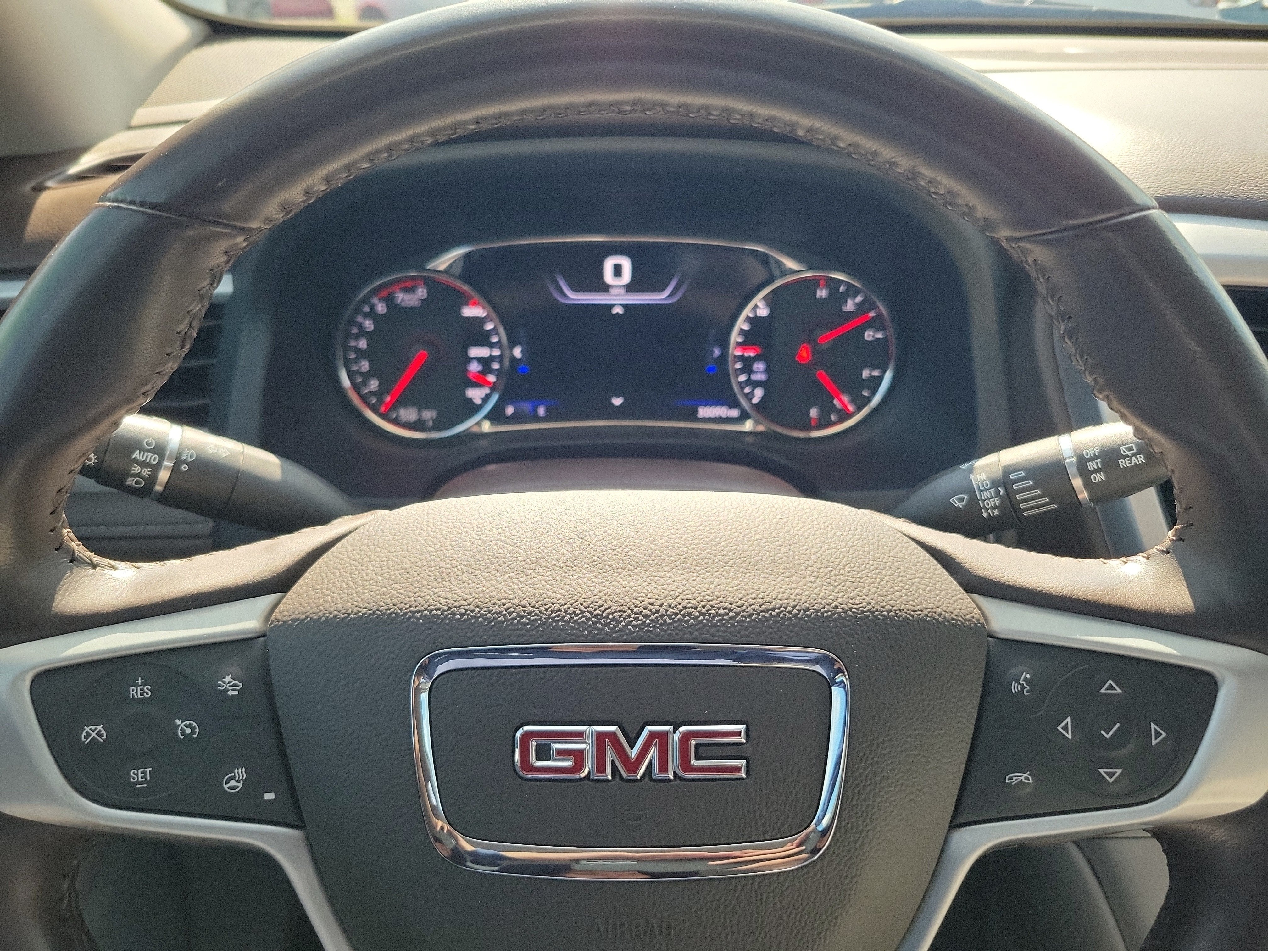 2022 GMC Acadia SLT