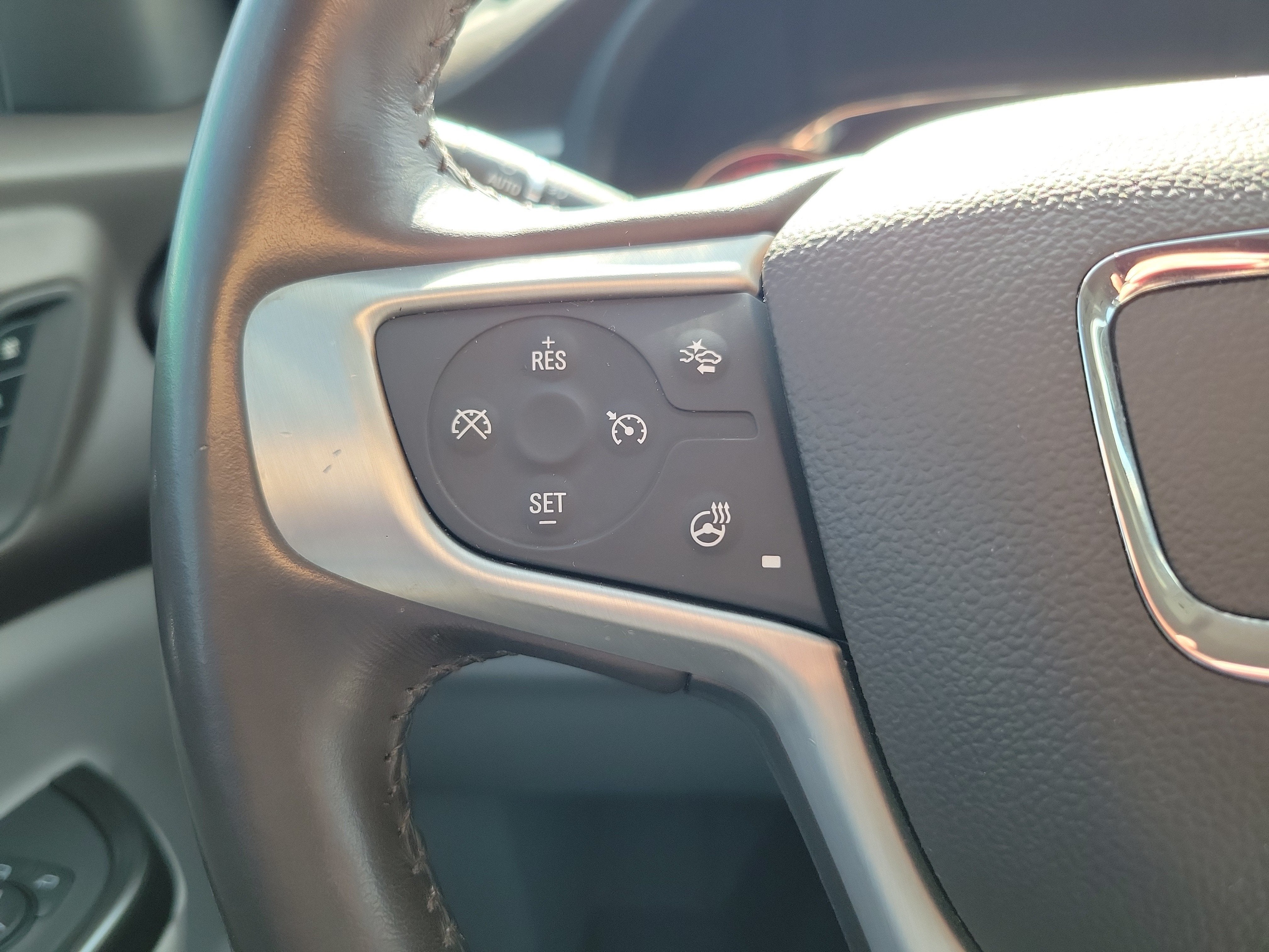 2022 GMC Acadia SLT