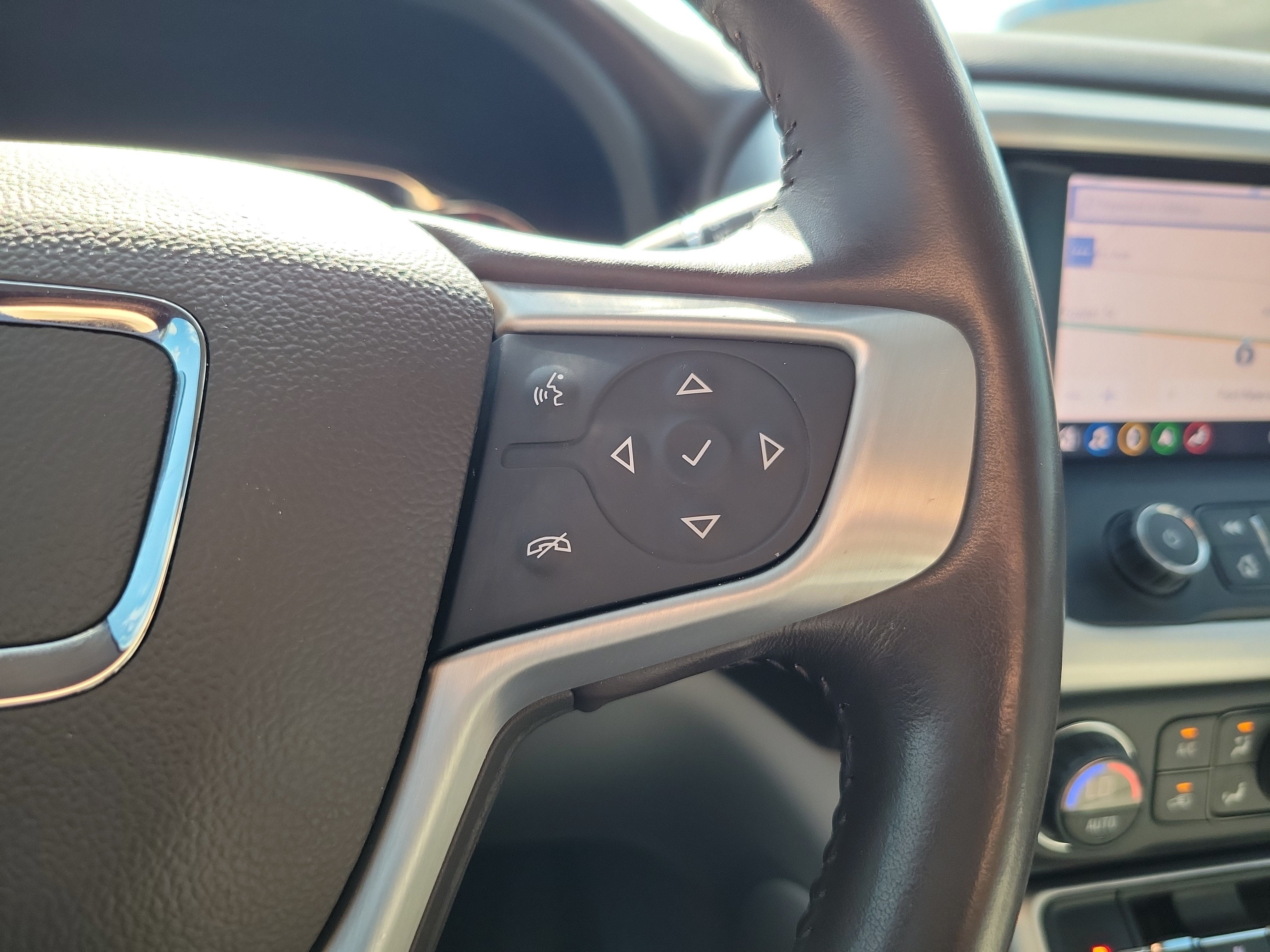2022 GMC Acadia SLT
