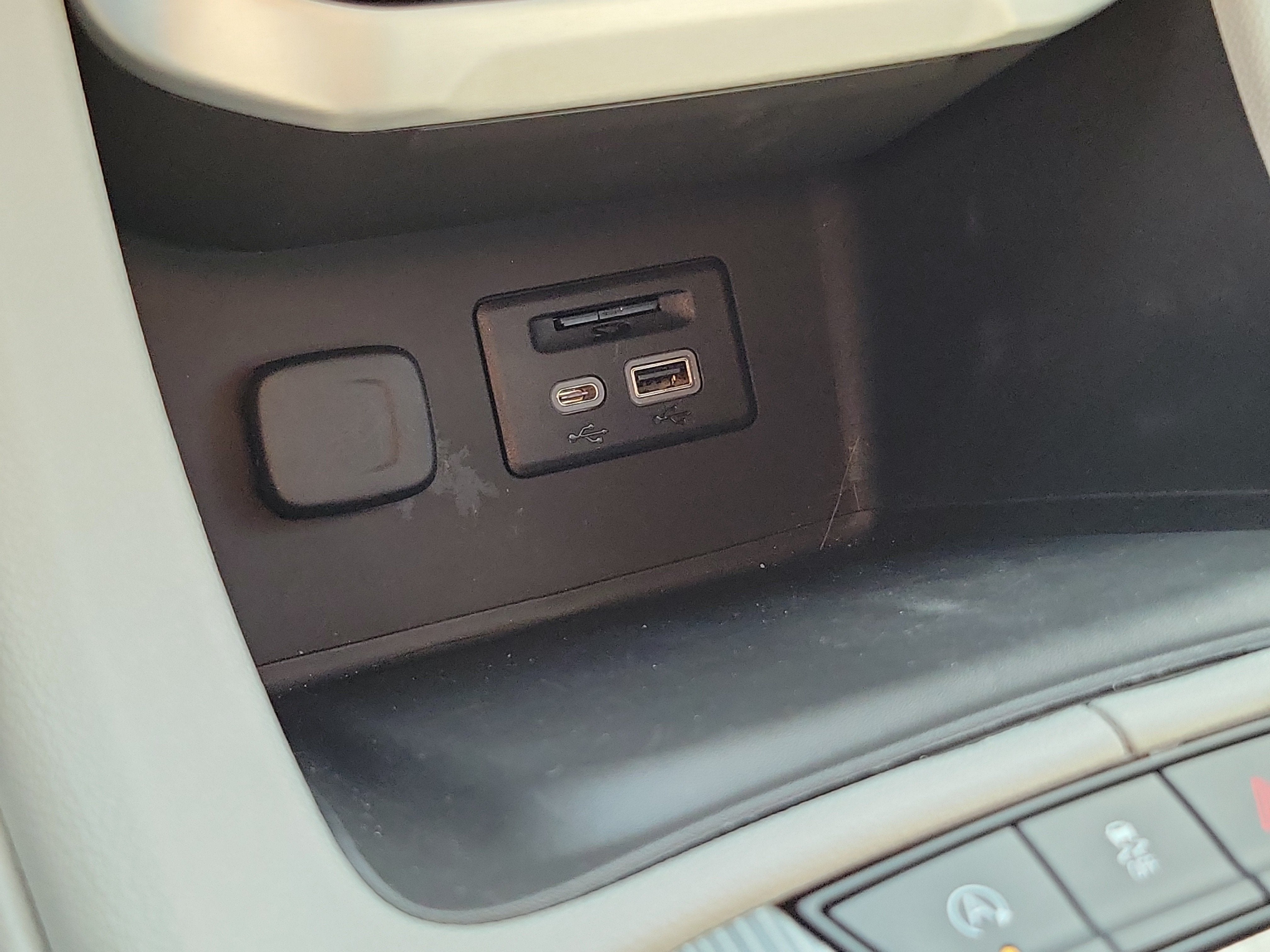 2022 GMC Acadia SLT