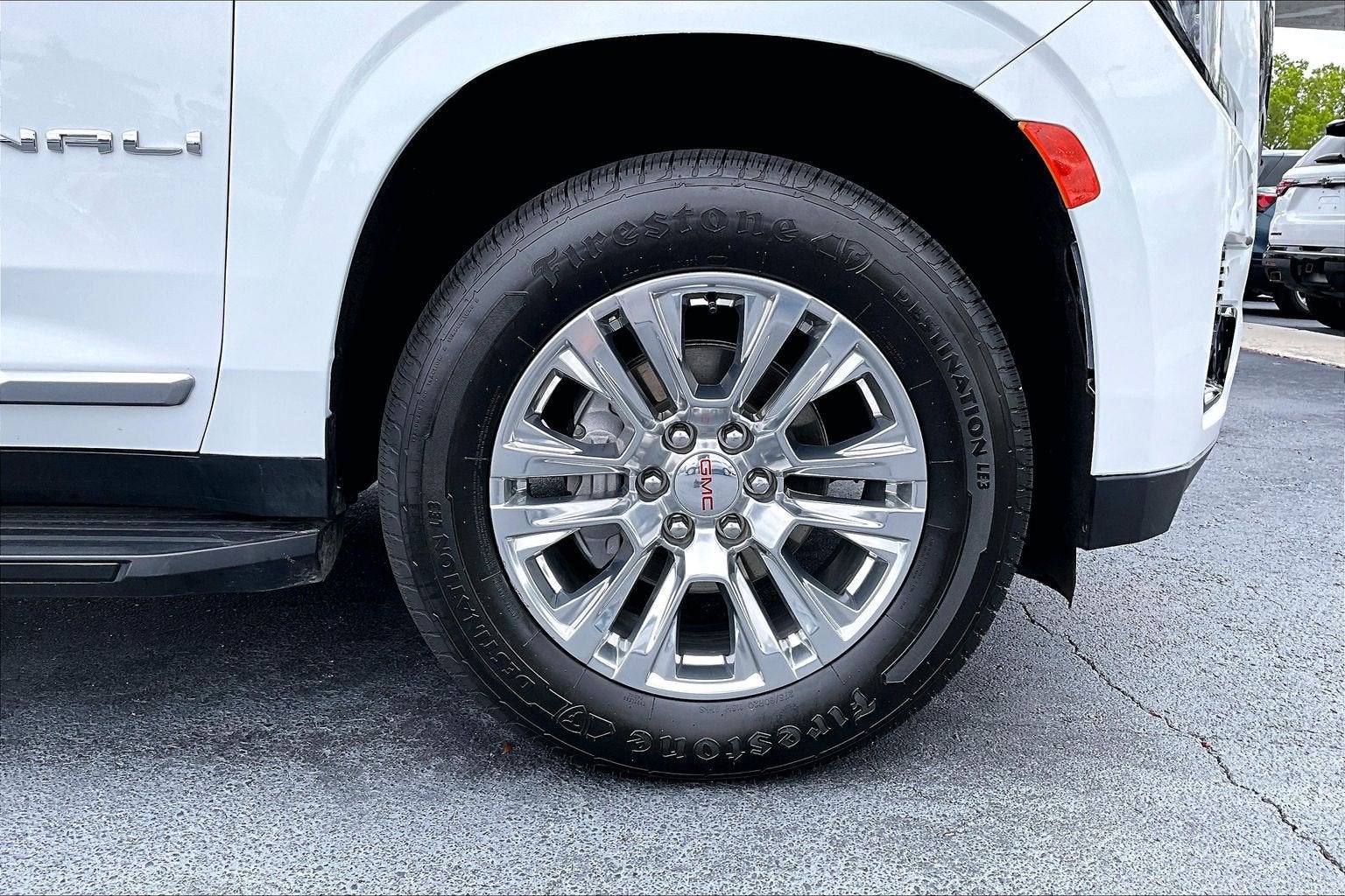 2024 GMC Yukon Denali