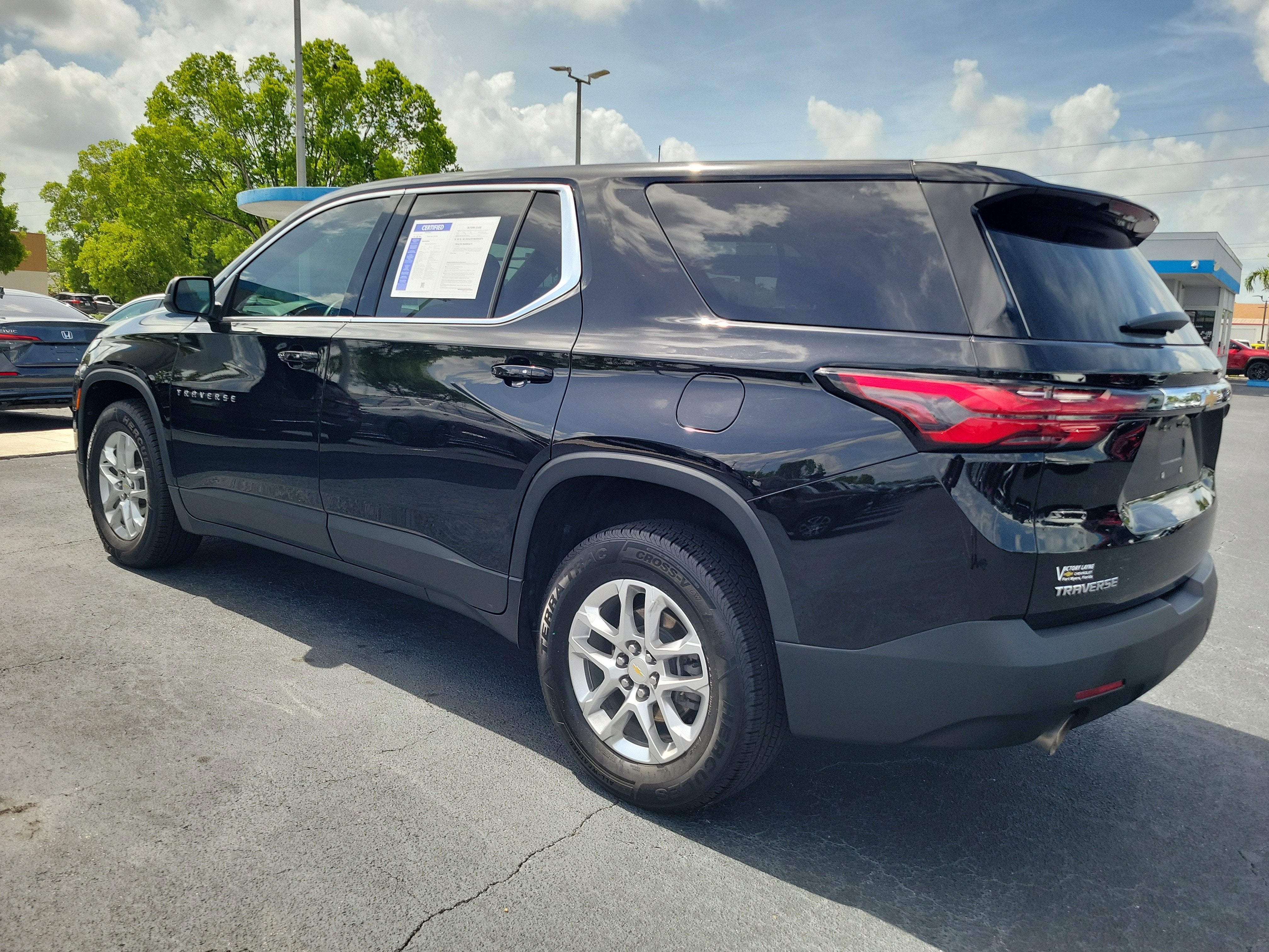 2022 Chevrolet Traverse LS
