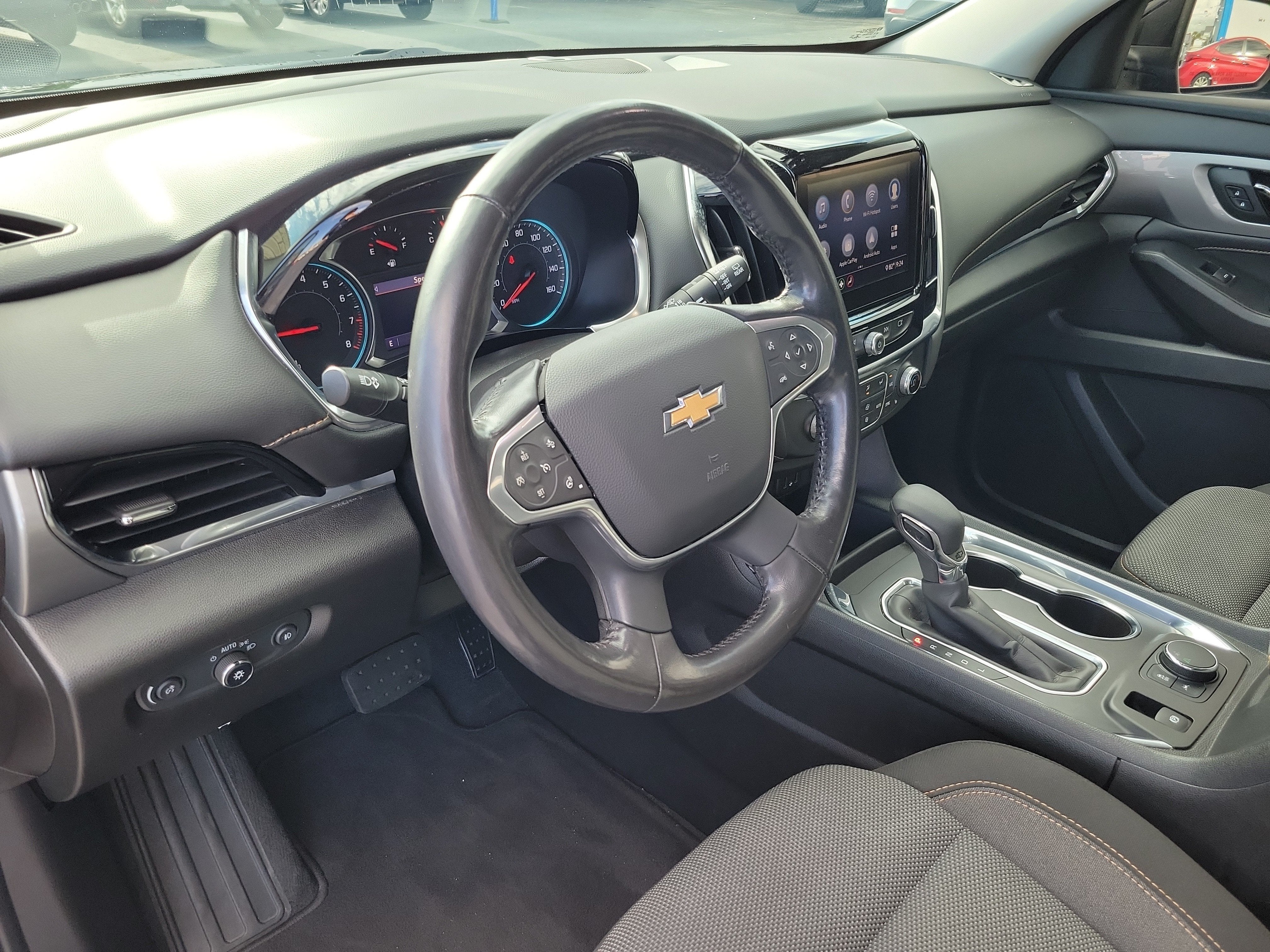 2021 Chevrolet Traverse LT Cloth