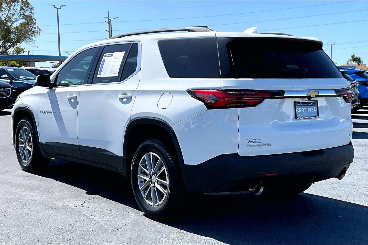 2023 Chevrolet Traverse LT Leather