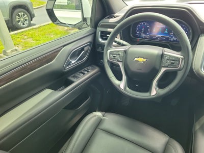 2024 Chevrolet Suburban LT