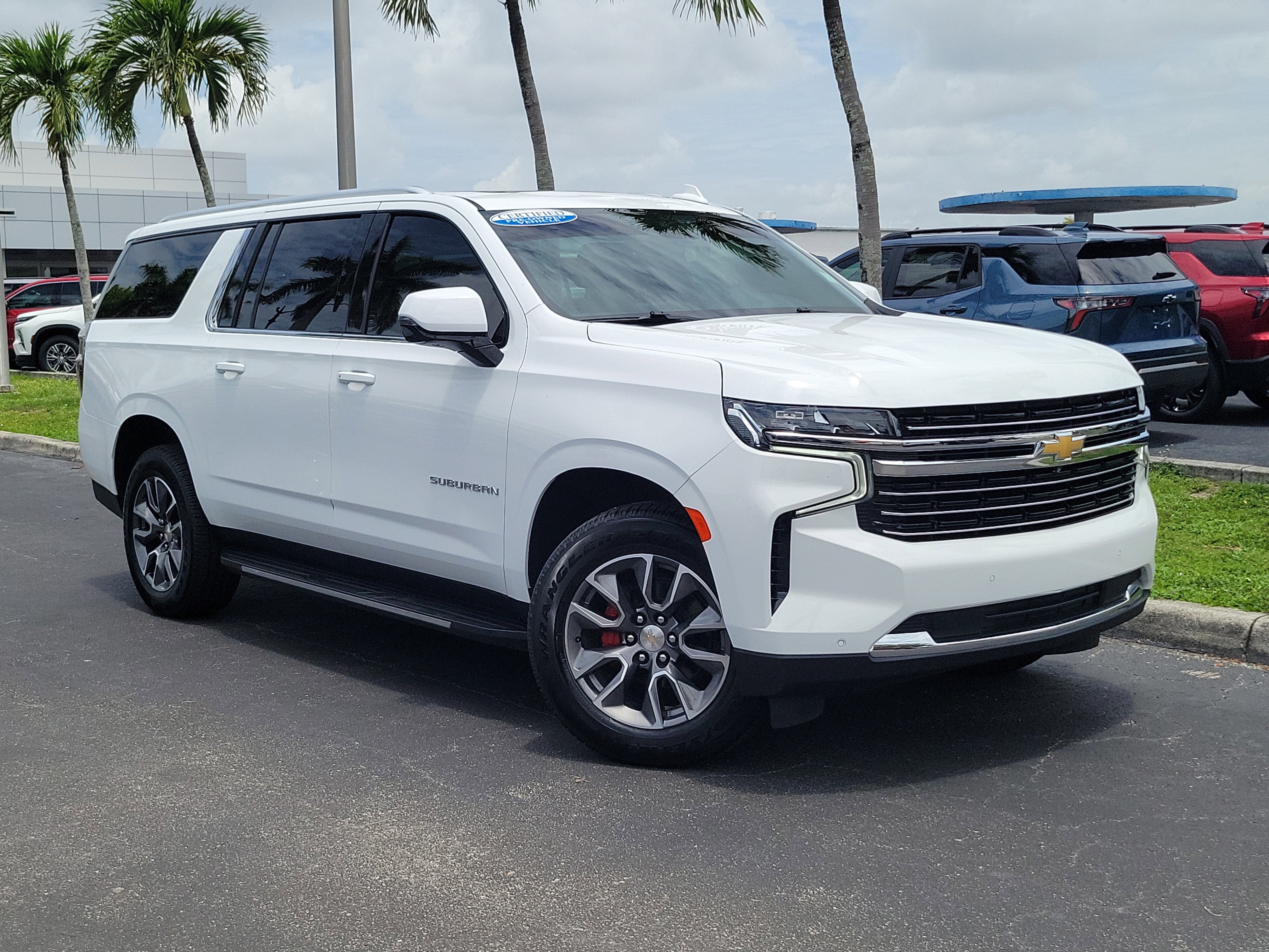 2024 Chevrolet Suburban LT