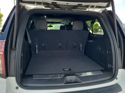 2021 Chevrolet Suburban RST