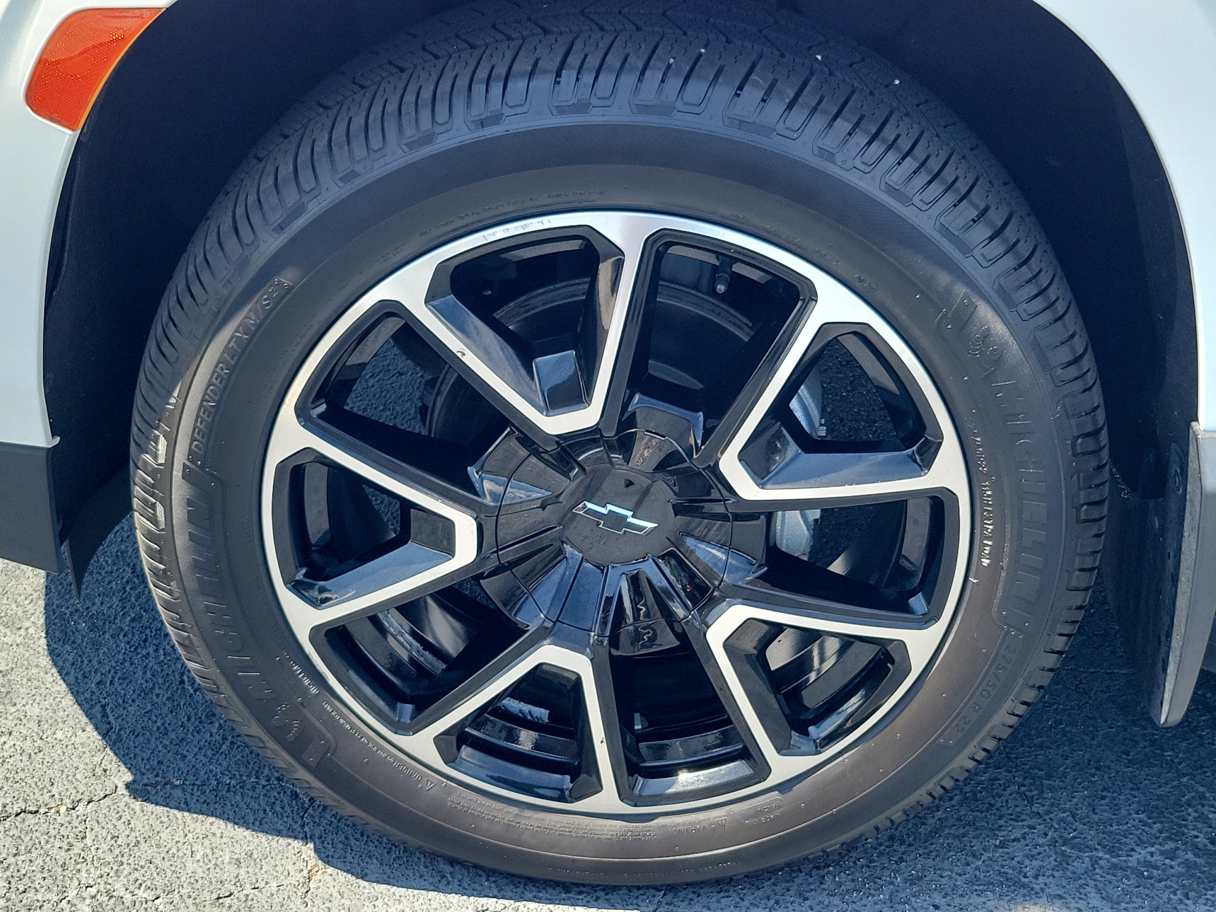 2021 Chevrolet Suburban RST