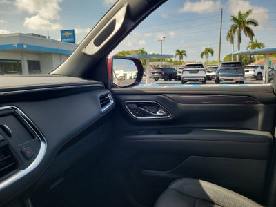 2023 Chevrolet Suburban RST