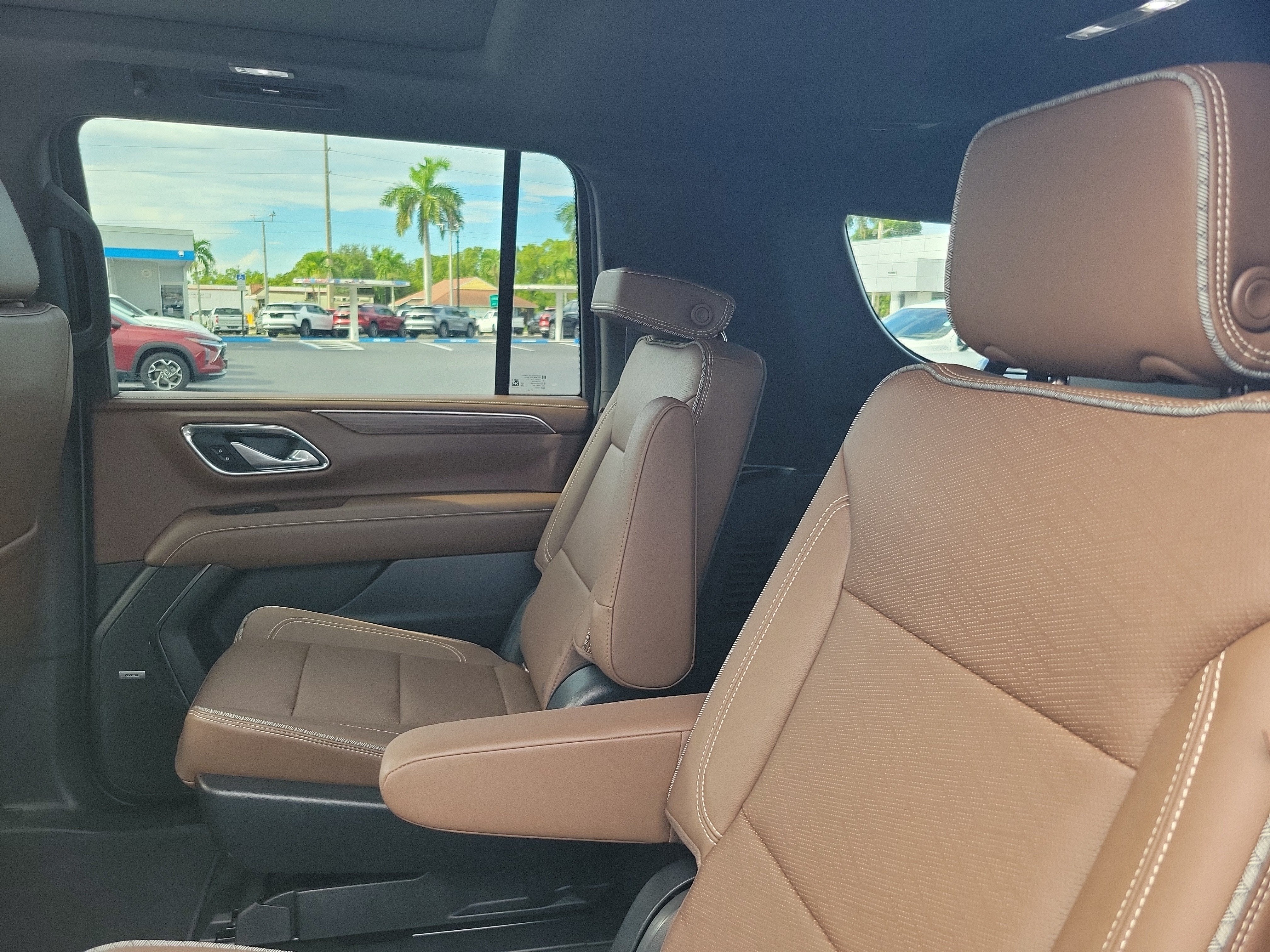2022 Chevrolet Suburban High Country
