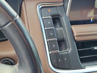 2022 Chevrolet Suburban High Country