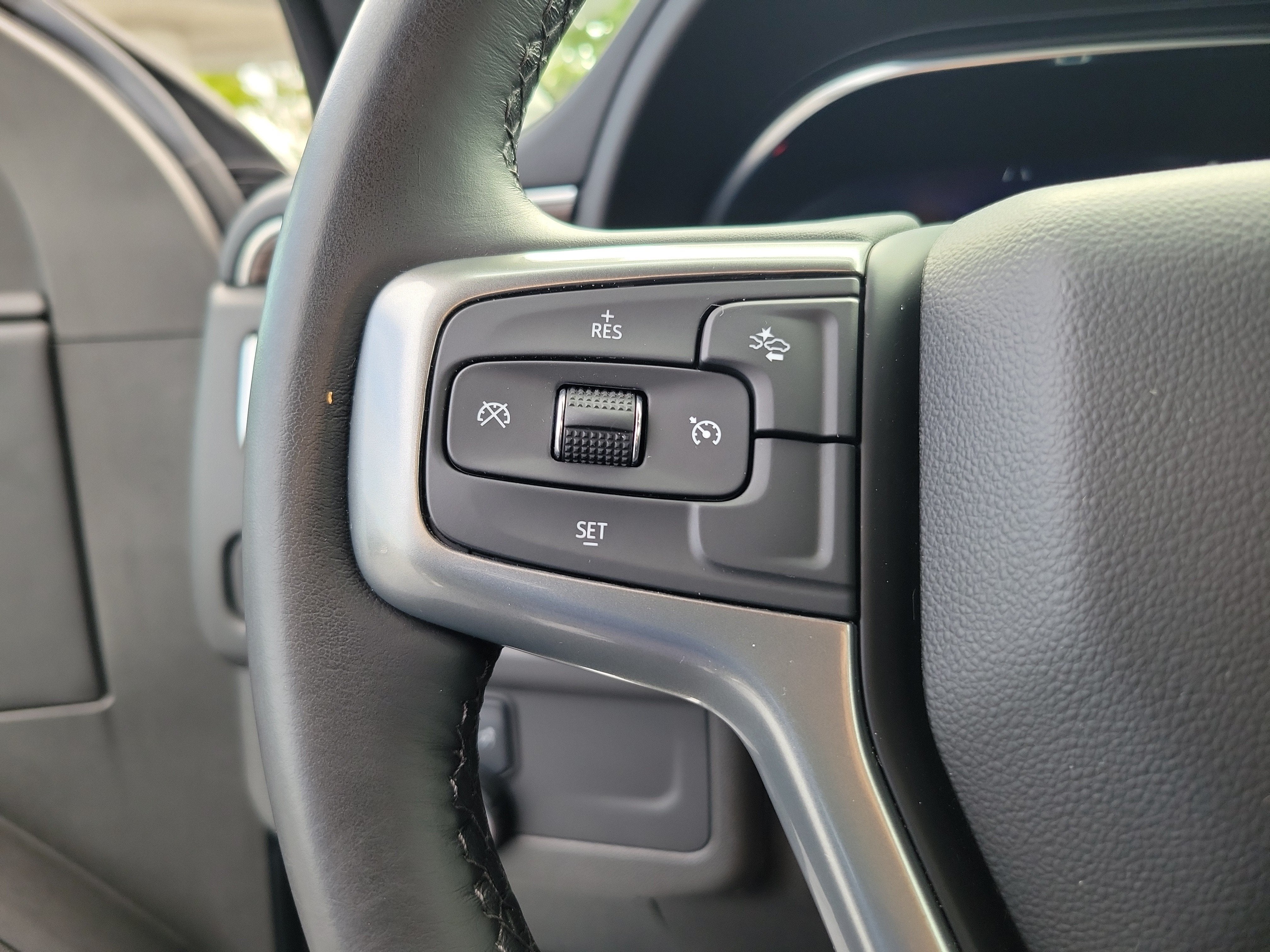 2022 Chevrolet Suburban Z71