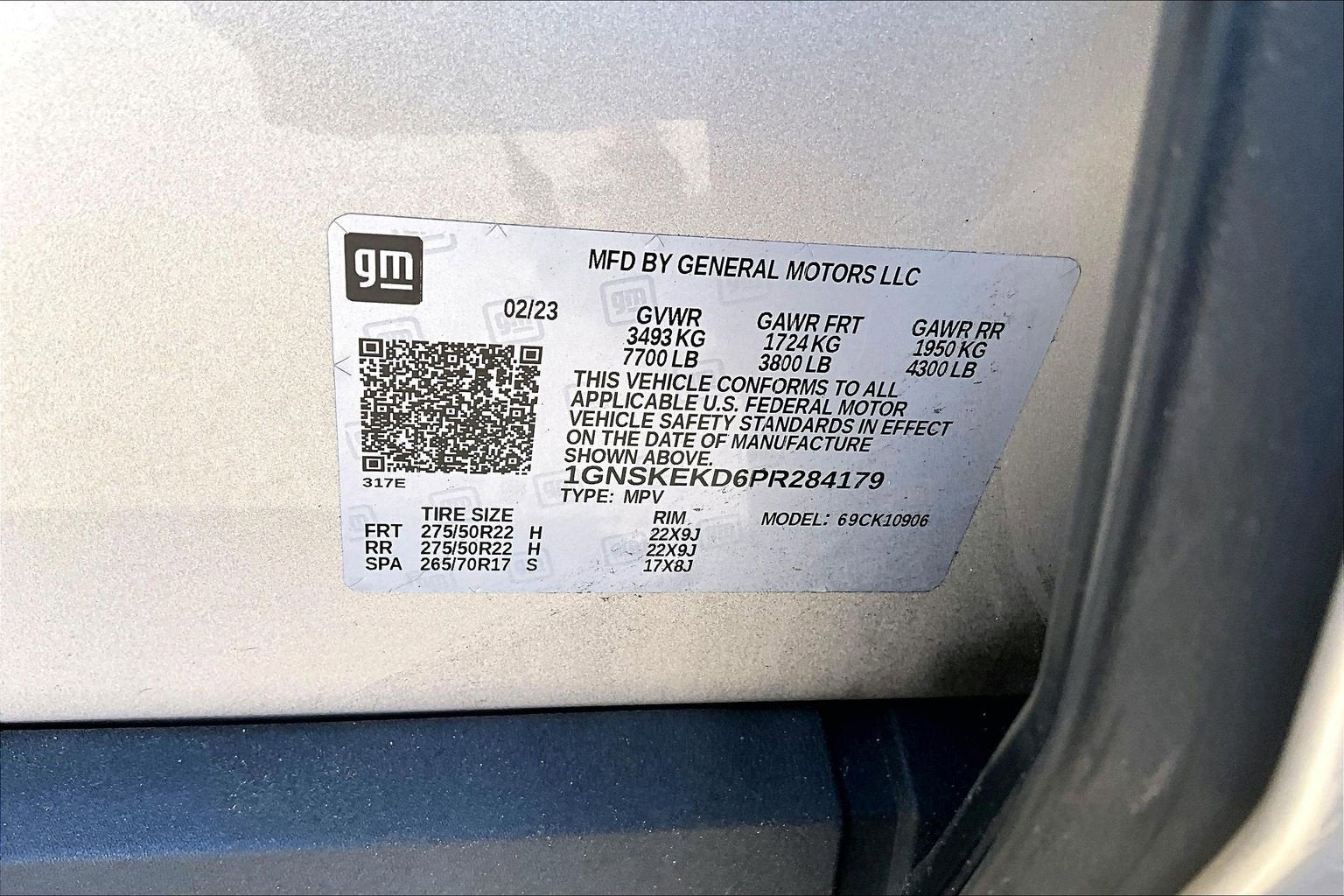 2023 Chevrolet Suburban RST