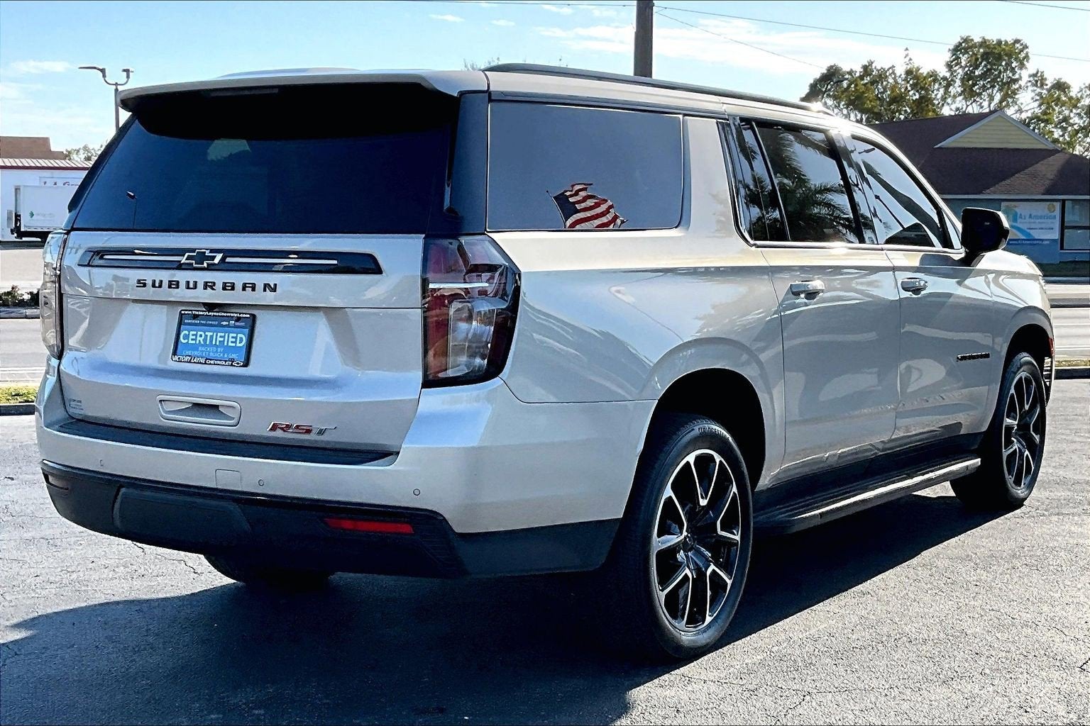 2023 Chevrolet Suburban RST