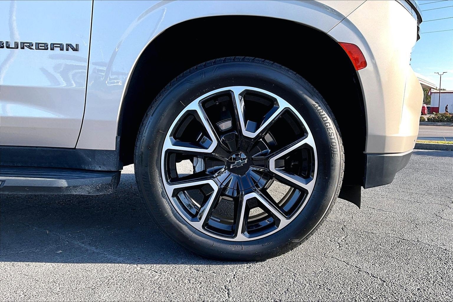 2023 Chevrolet Suburban RST