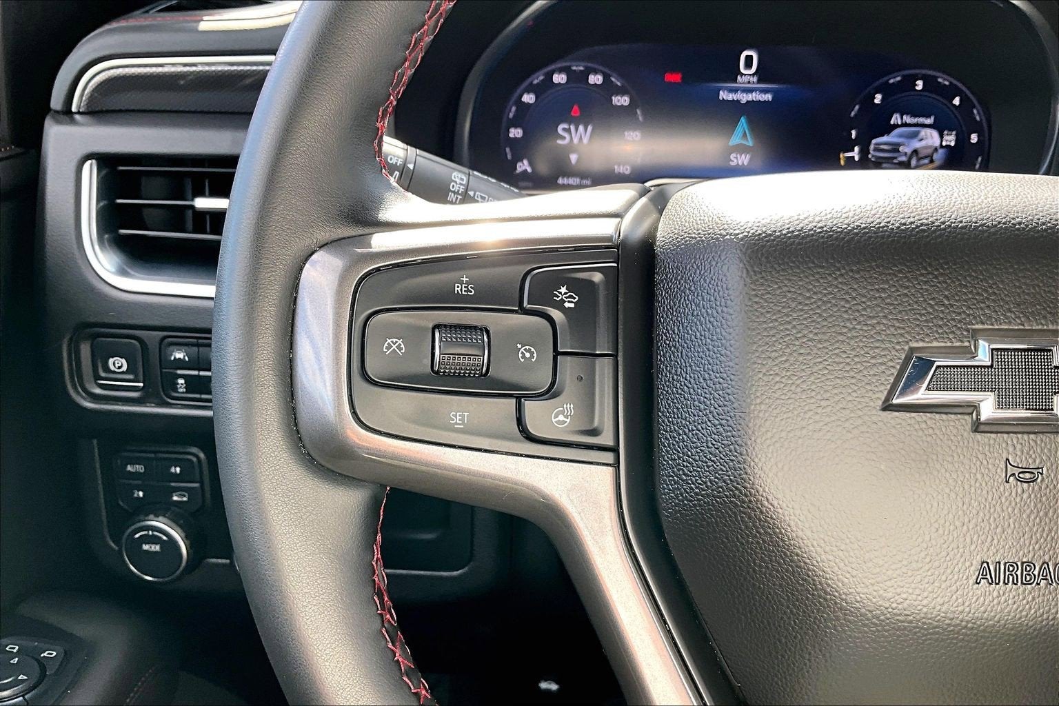 2024 Chevrolet Suburban RST