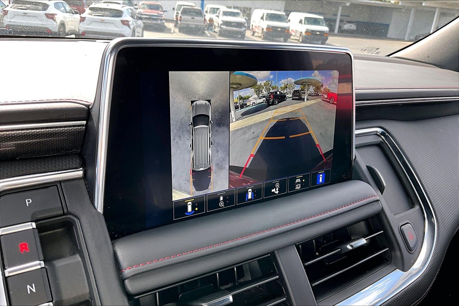 2024 Chevrolet Suburban RST