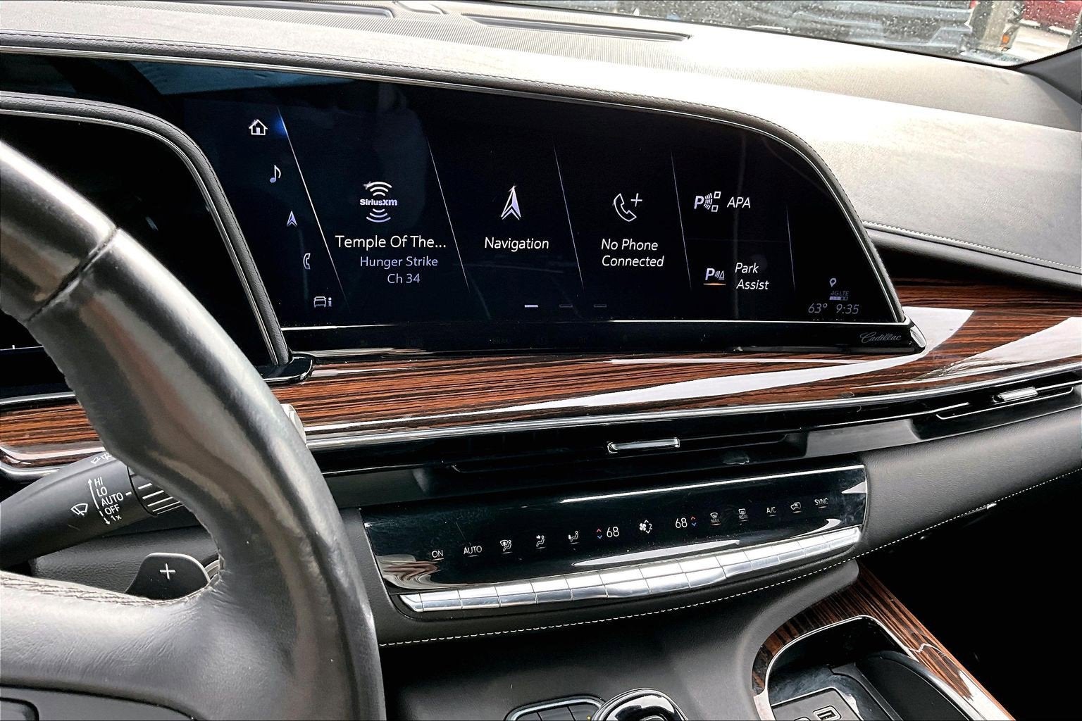 2023 Cadillac Escalade Premium Luxury