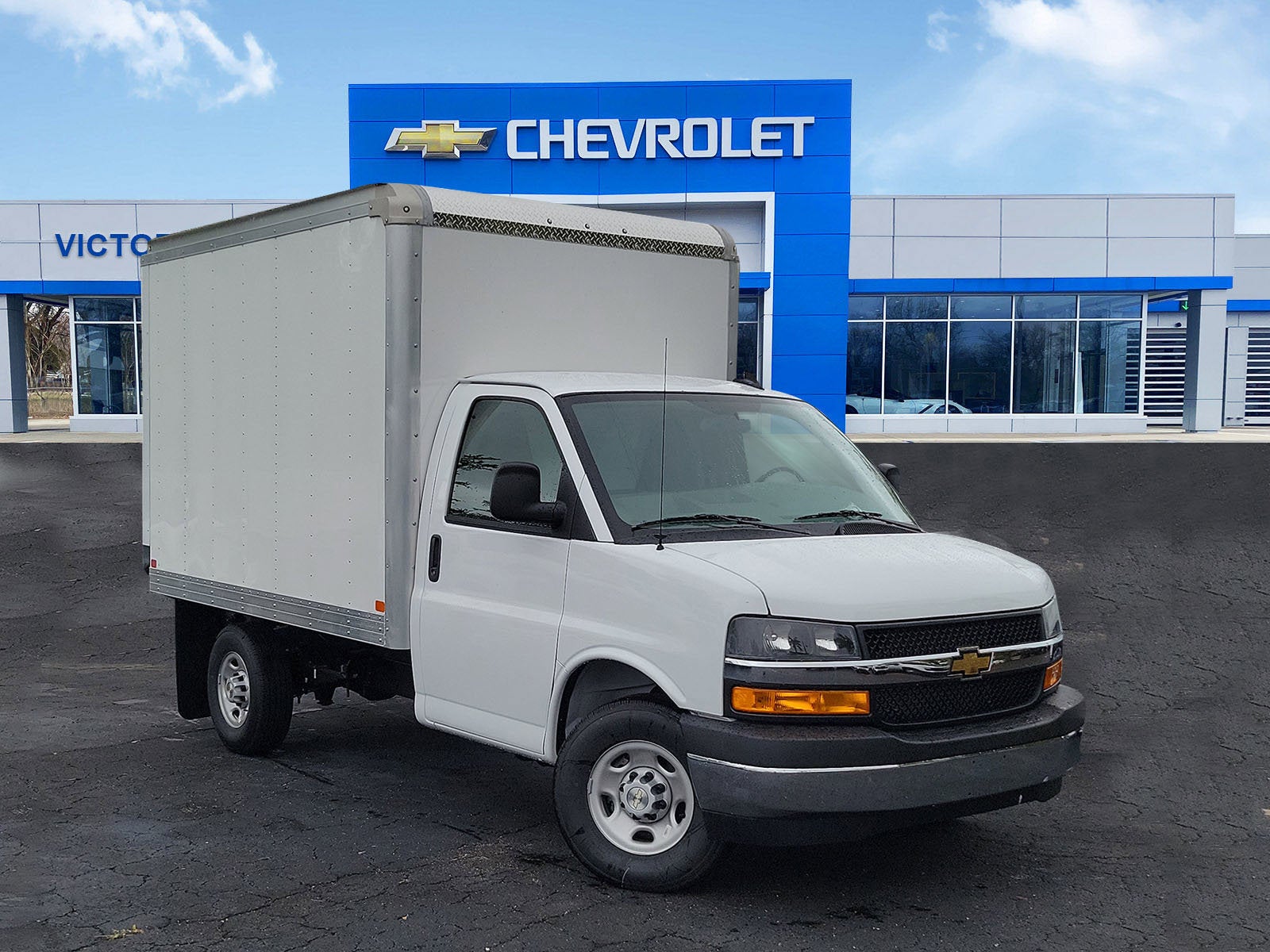 2025 Chevrolet Express Cutaway 3500 1WT