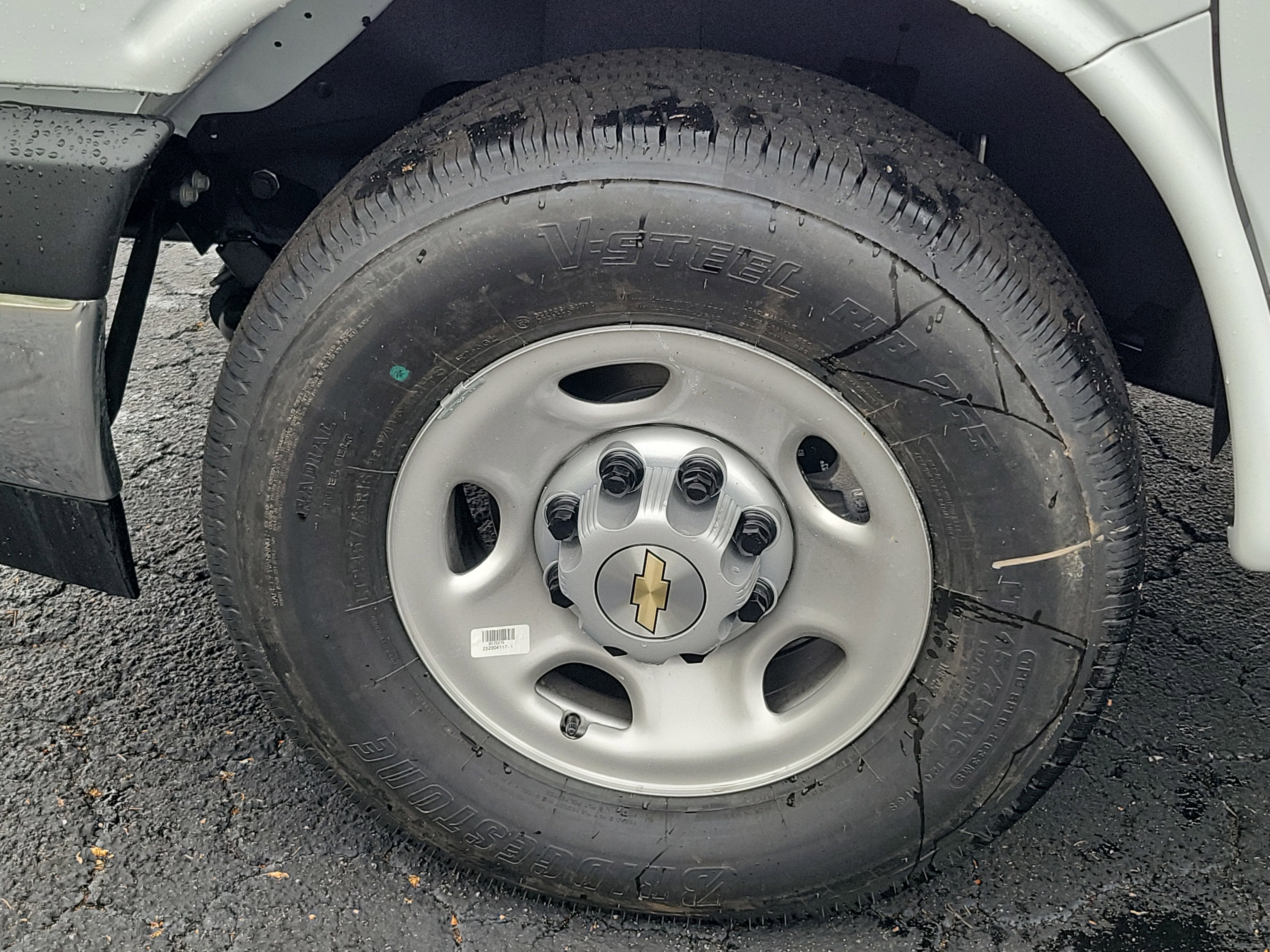 2025 Chevrolet Express Cutaway 3500 1WT