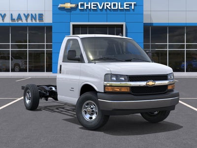 2025 Chevrolet Express Cutaway 3500 1WT